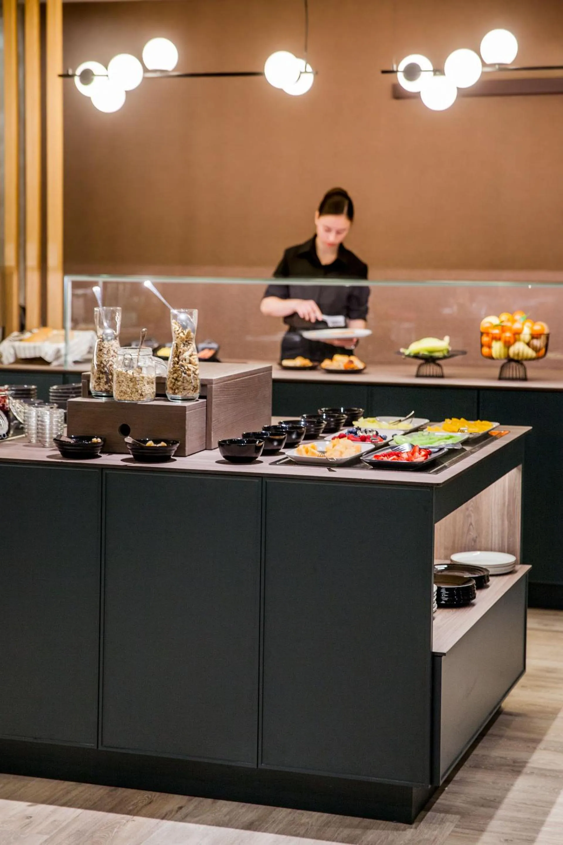 Restaurant/places to eat in Hotel Bristol