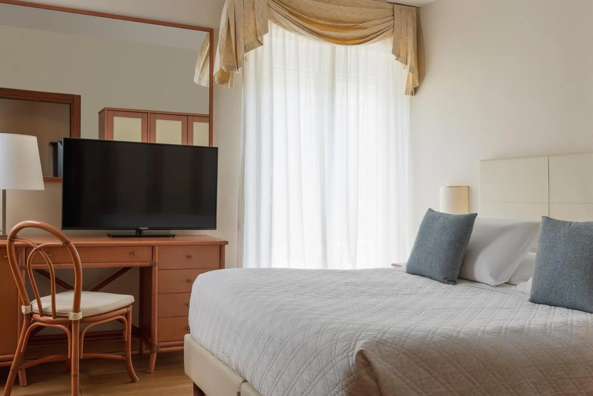 Bed in Doria Park Hotel