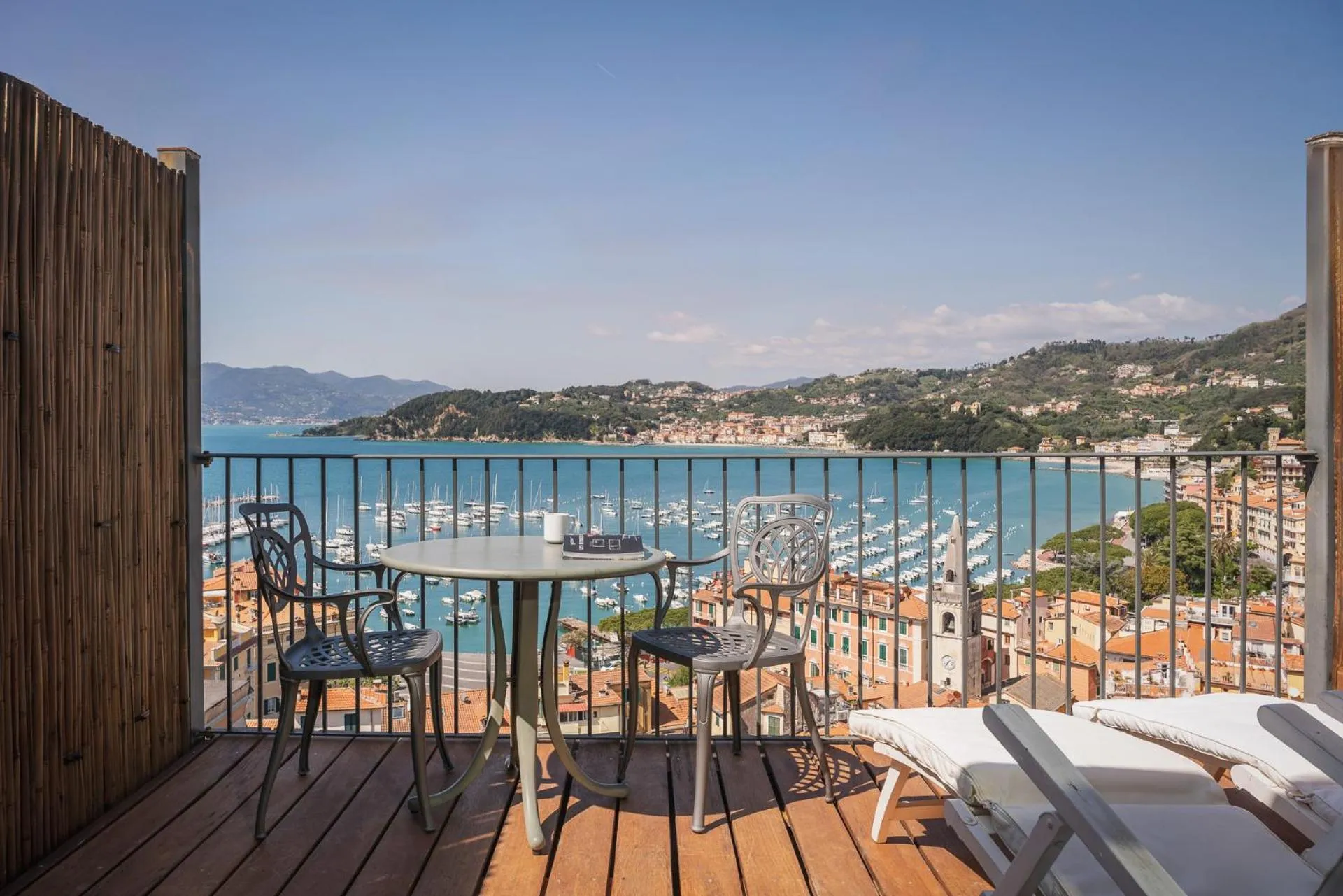 Balcony/Terrace in Doria Park Hotel