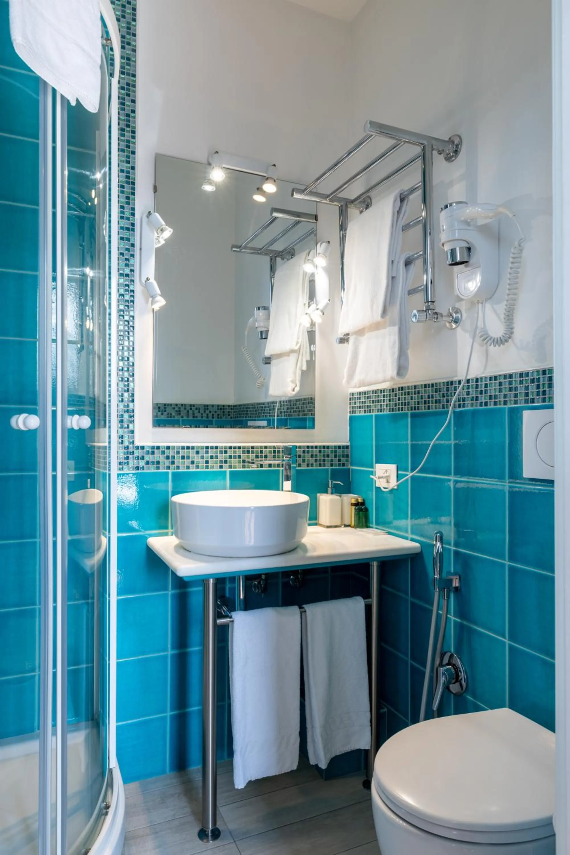 Shower in Superior Relais FCollection Temple View