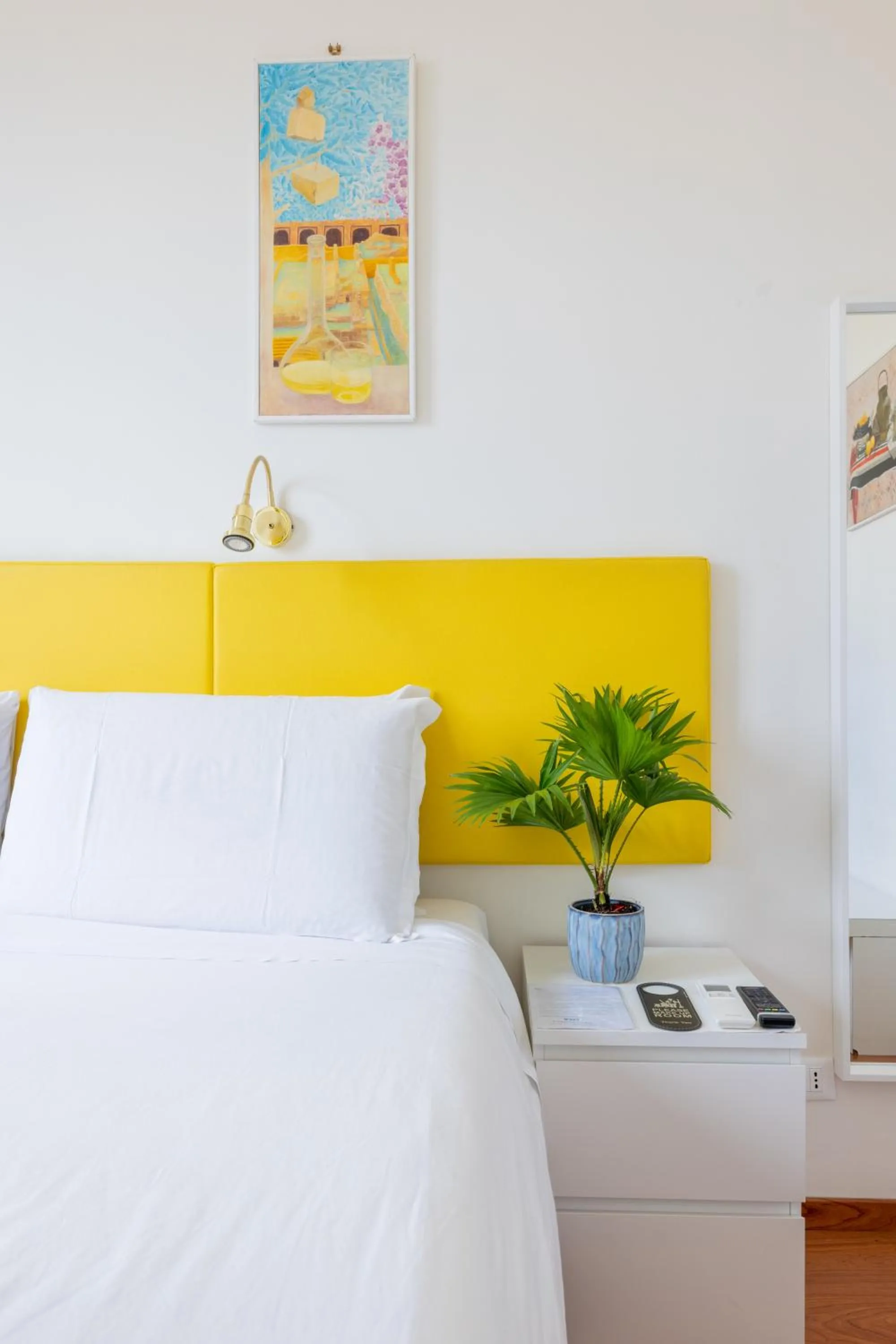 Bed in Superior Relais FCollection Temple View