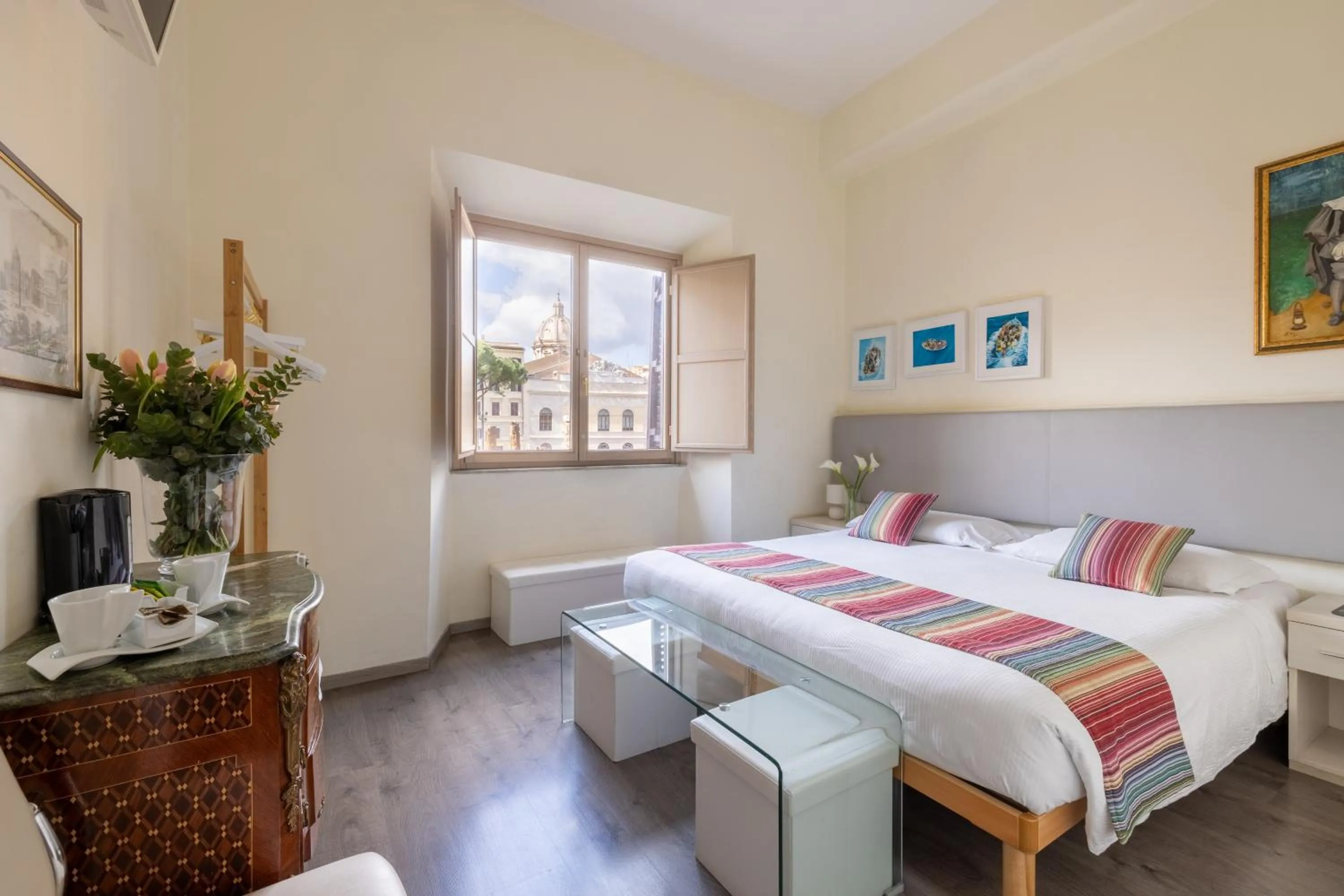 Bedroom, Bed in Superior Relais FCollection Temple View