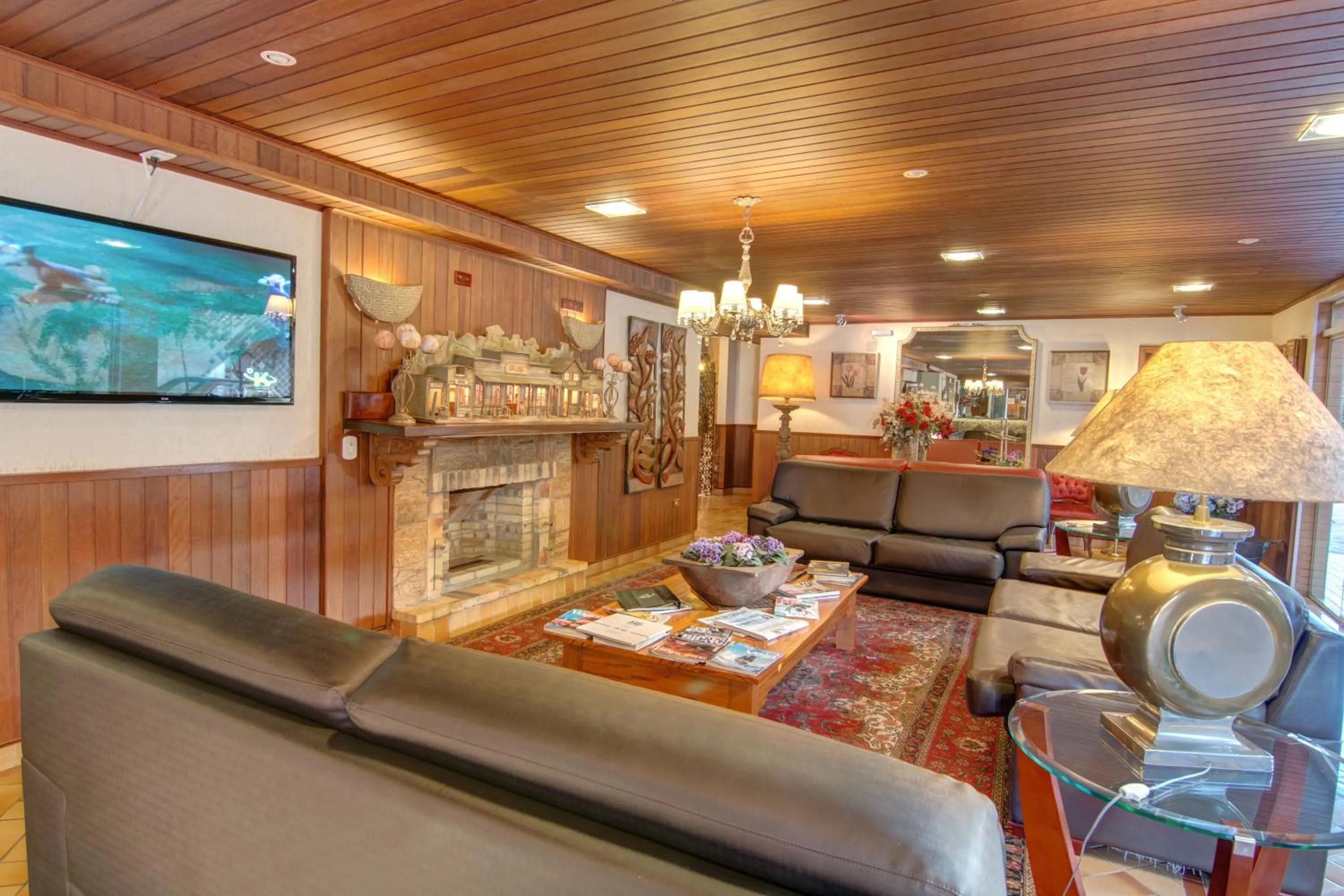 Communal lounge/ TV room in Hotel Palazzo Reale