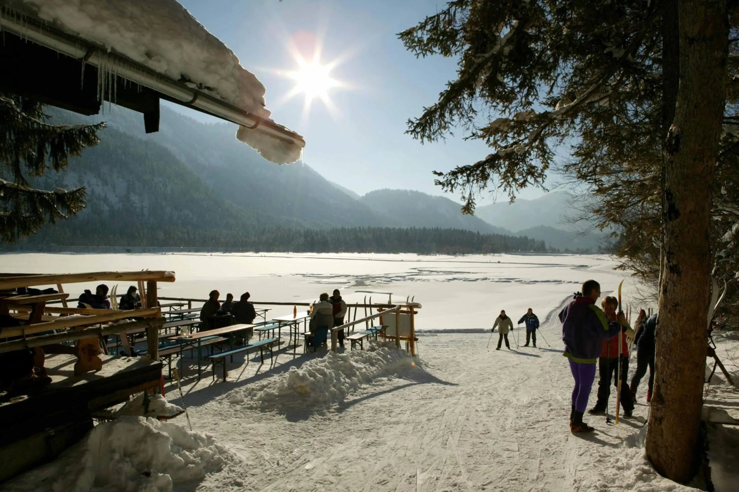 Skiing in DEVA Hotel Kaiserblick