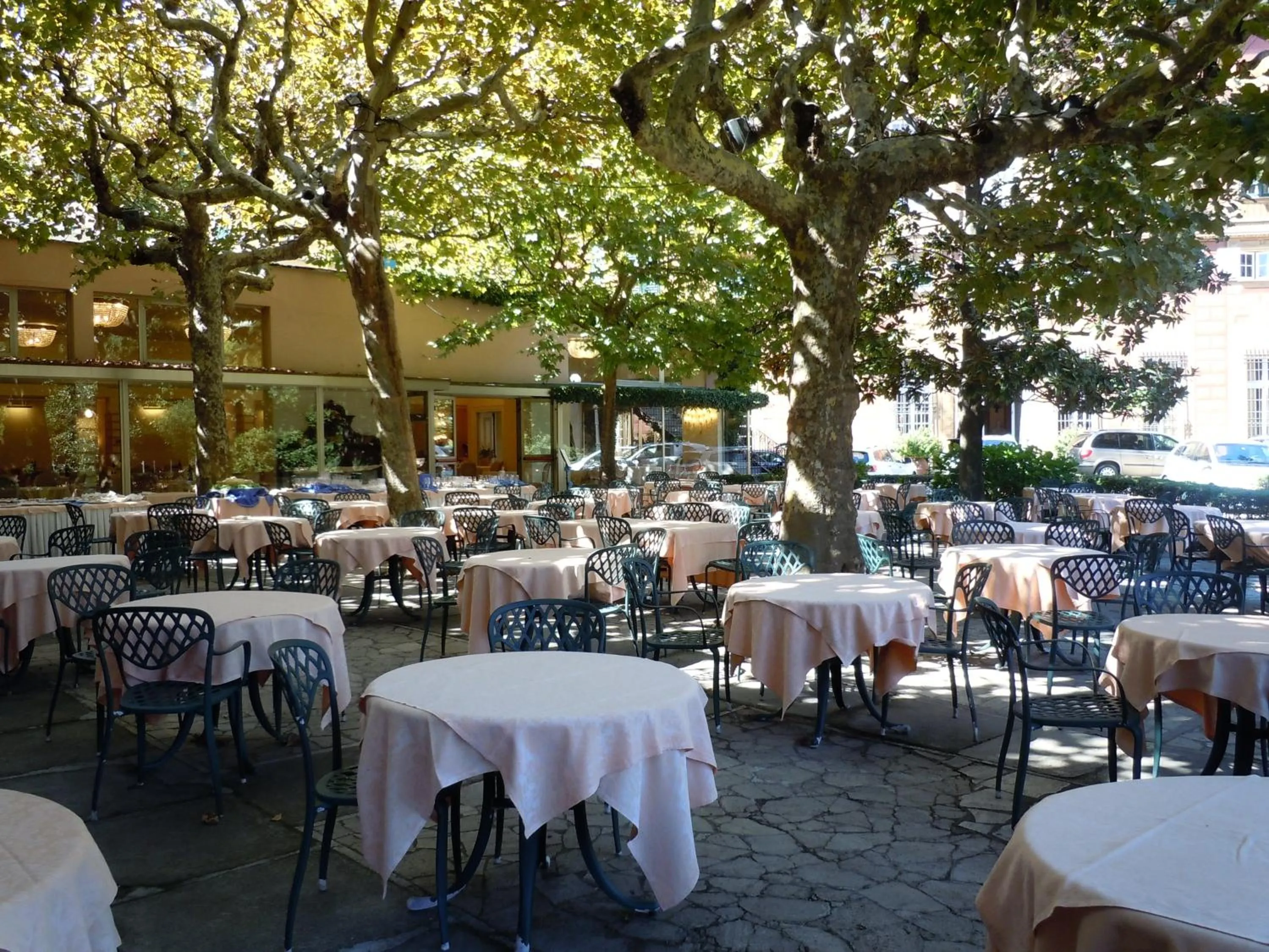 Restaurant/places to eat in Grand Hotel Villa Balbi