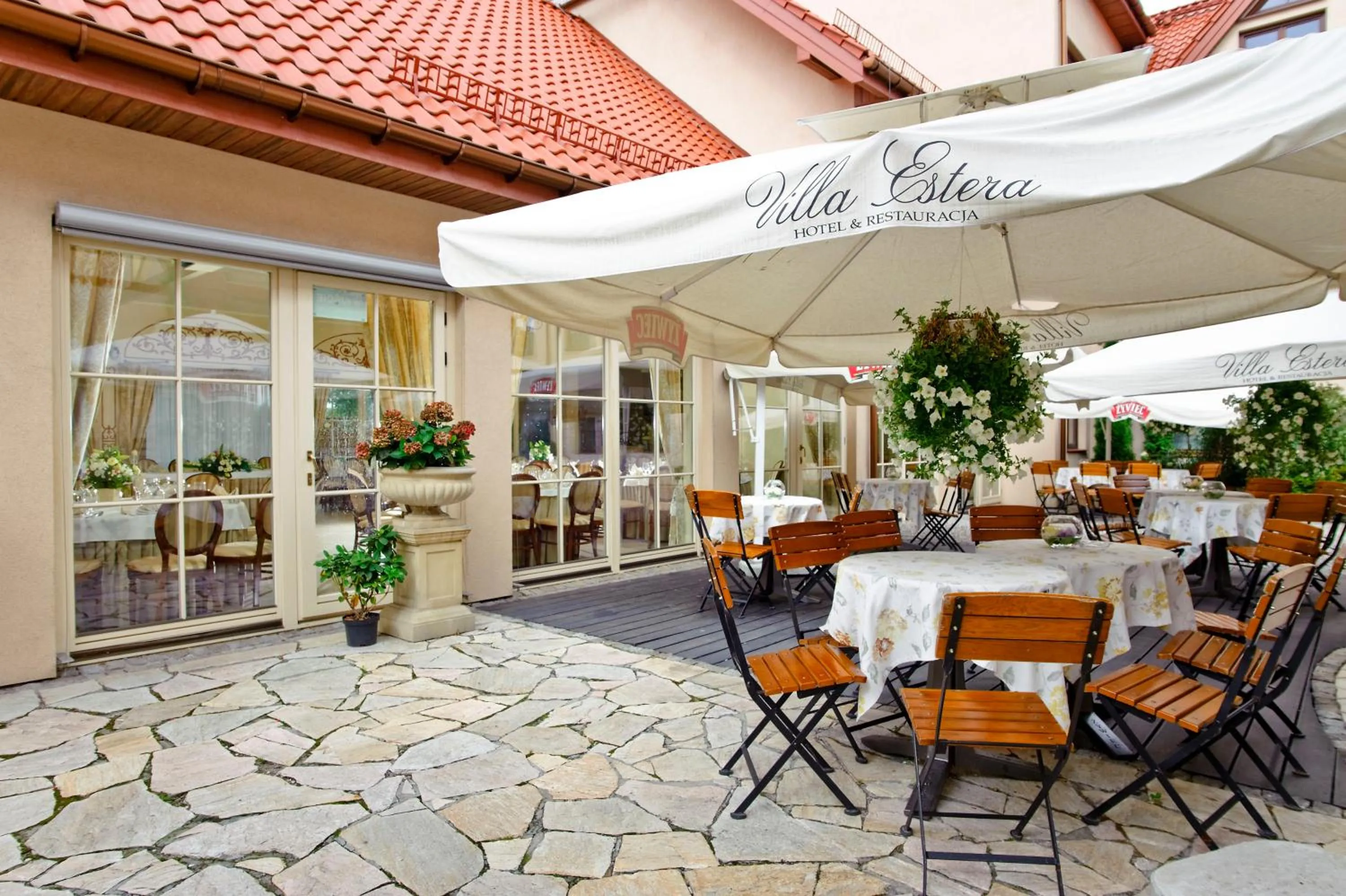Patio in Villa Estera - Hotel & Restauracja