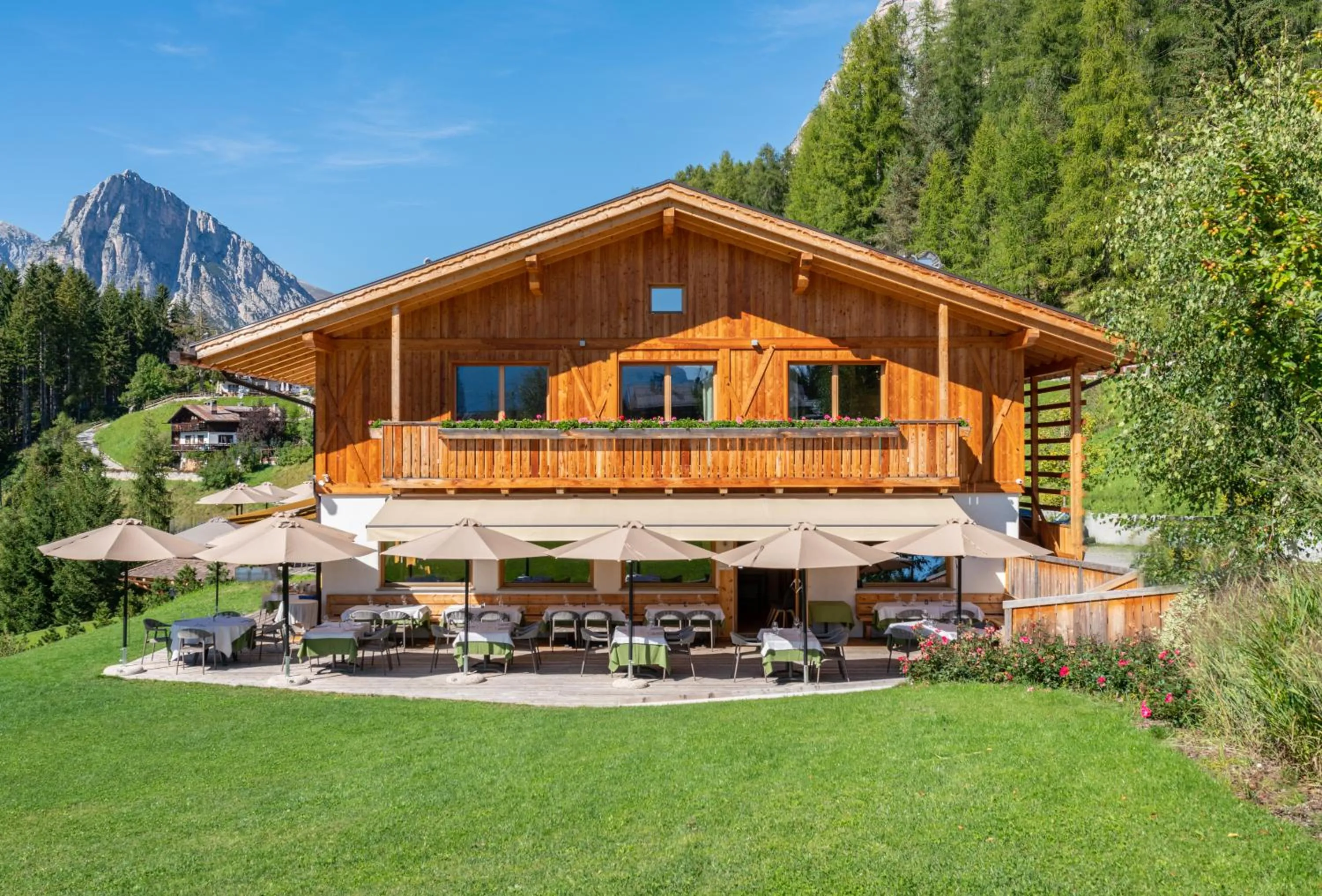 Property building in Dolomiti Lodge Alverà