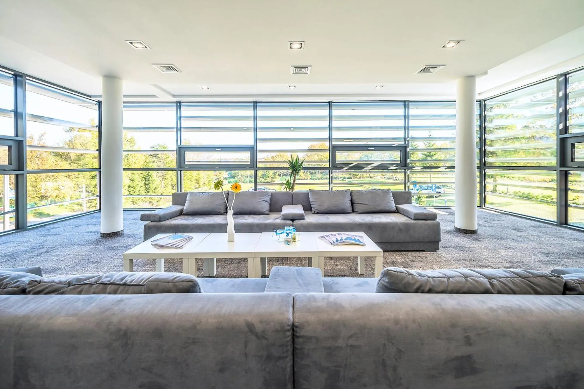 Communal lounge/ TV room in Sea Power Residence Jastrzębia Góra