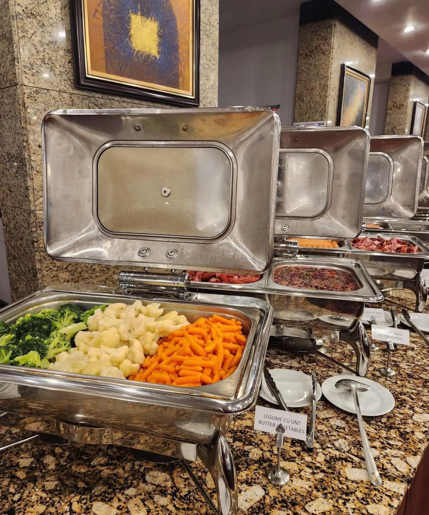 Breakfast in Hotel Piatra Mare