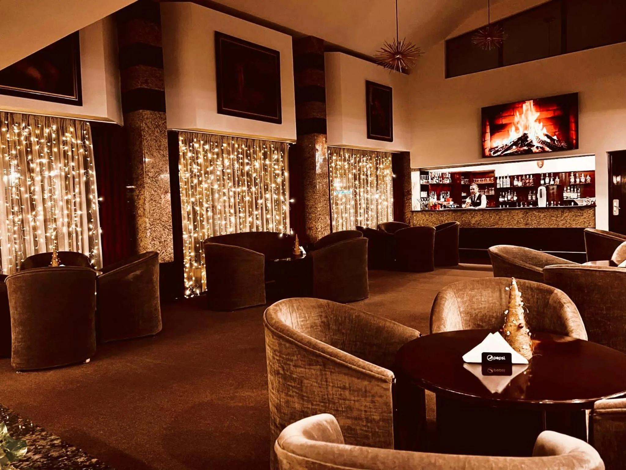 Lounge or bar in Hotel Piatra Mare