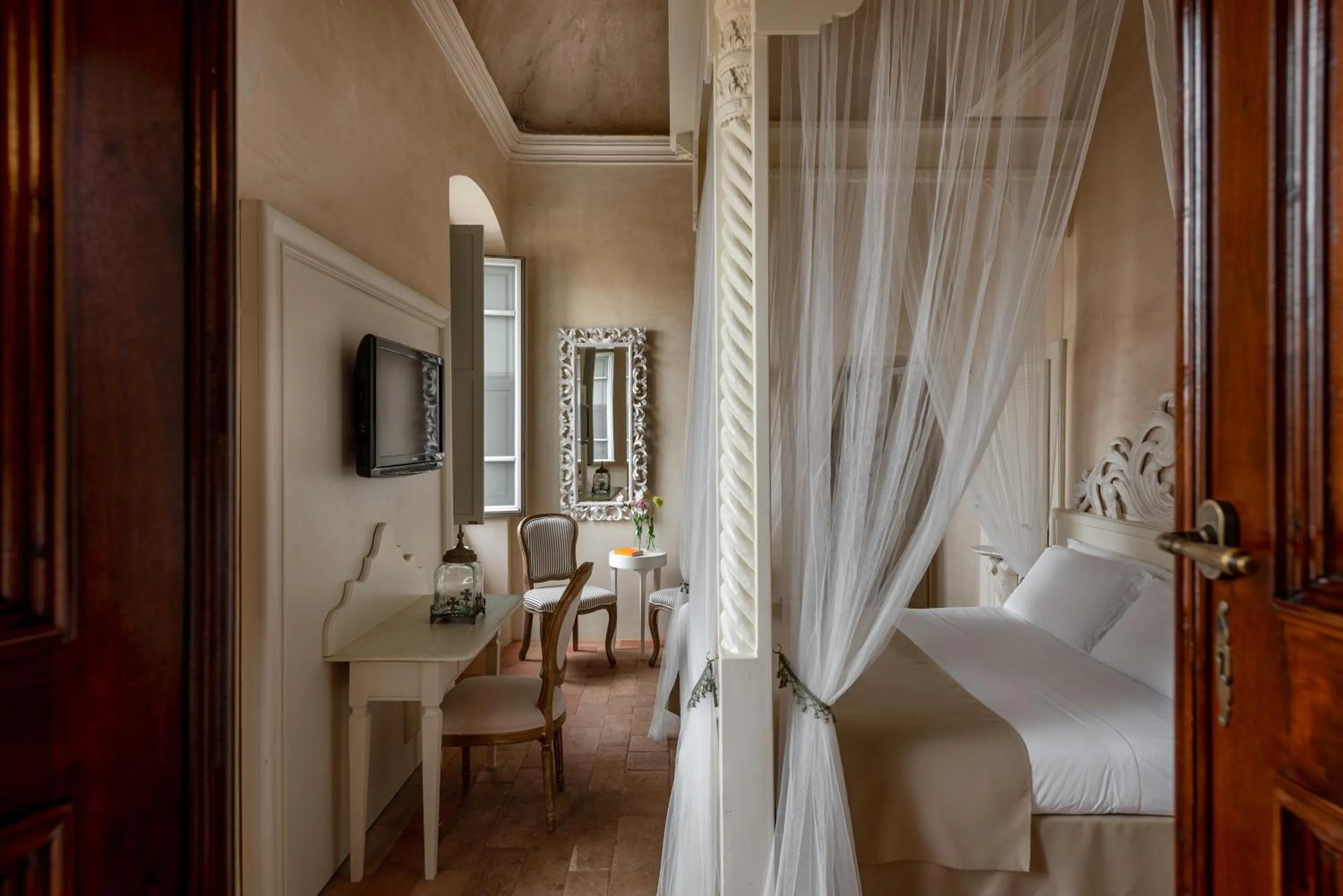 Photo of the whole room, Bed in Hotel Palazzo Novello