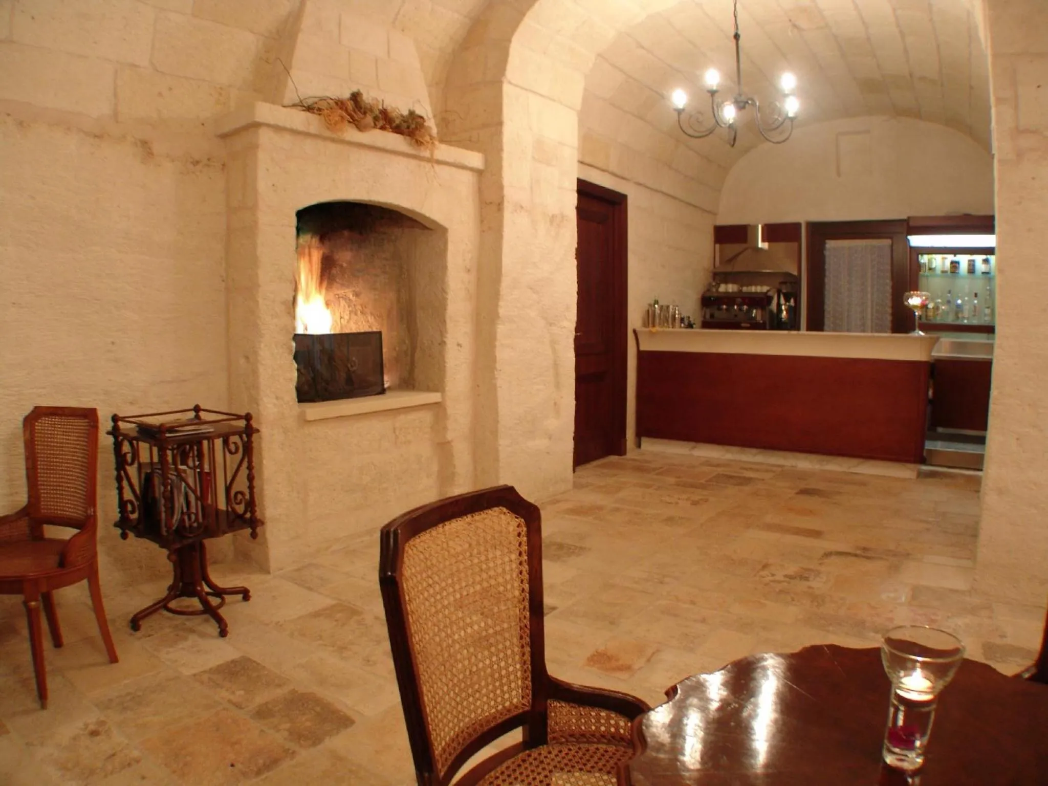 Restaurant/places to eat in Hotel Masseria Fortificata Donnaloia