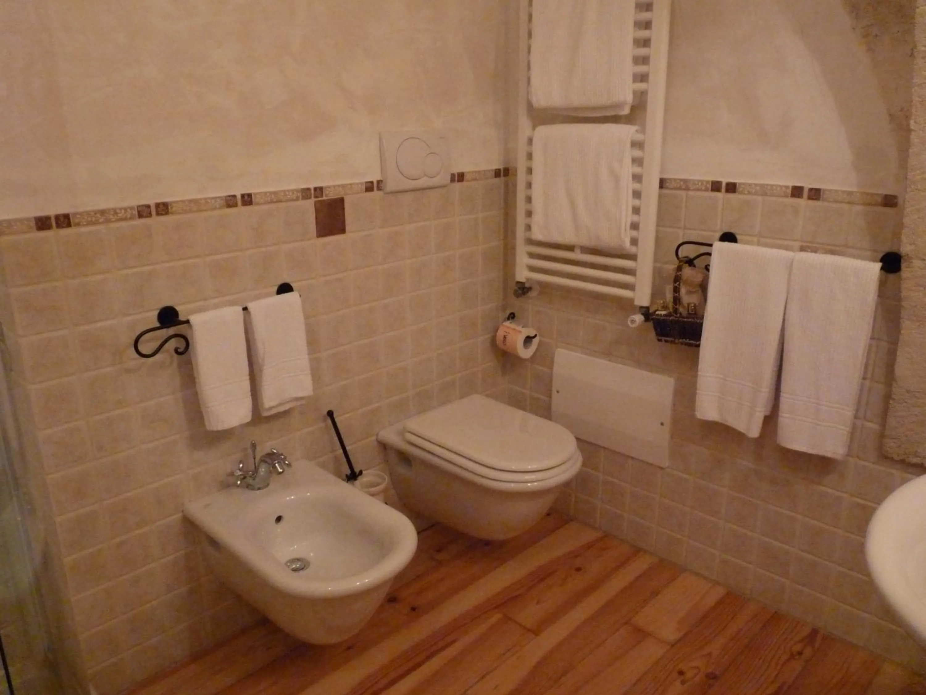 Bathroom in Hotel Masseria Fortificata Donnaloia