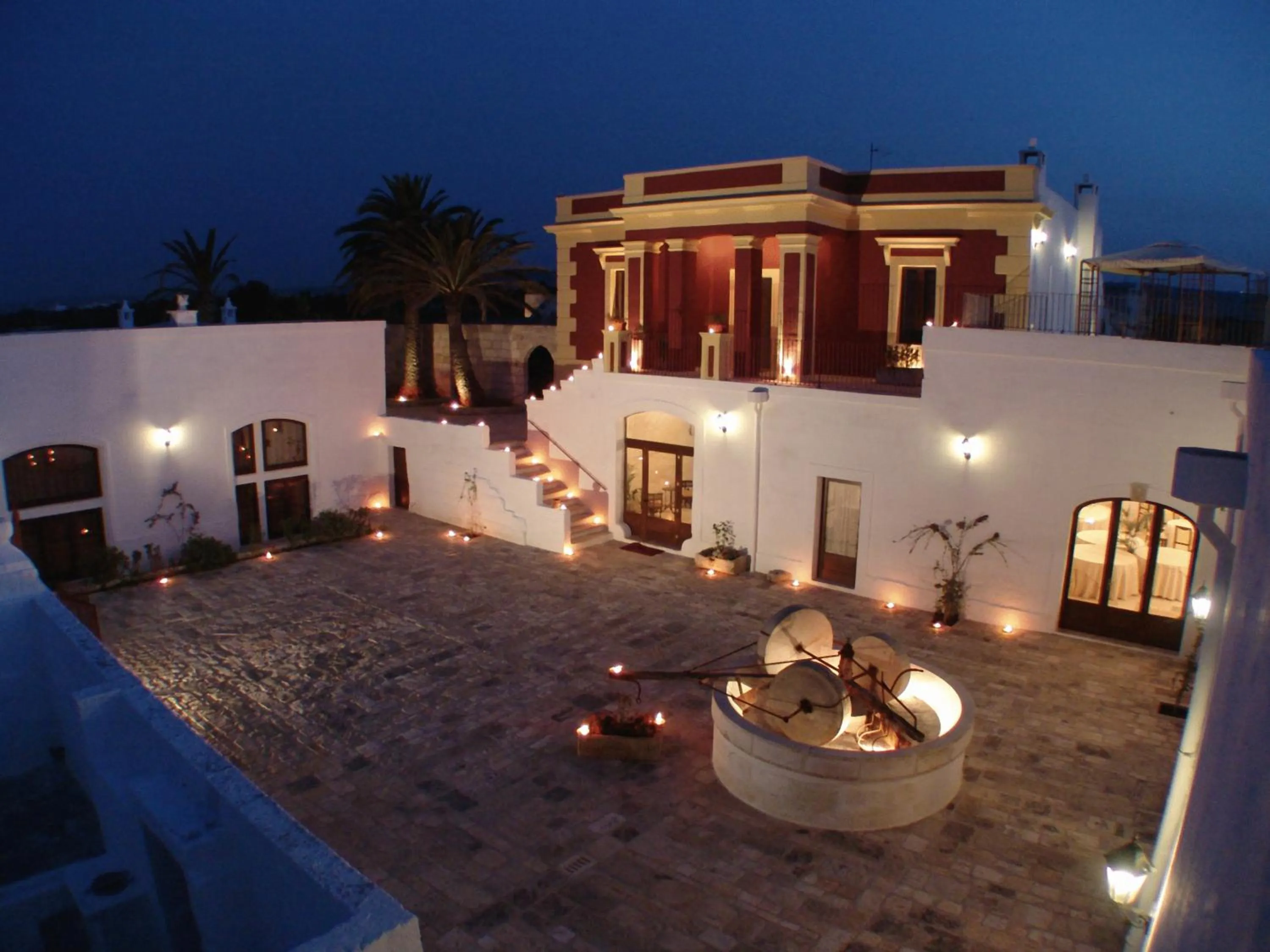 Facade/entrance in Hotel Masseria Fortificata Donnaloia