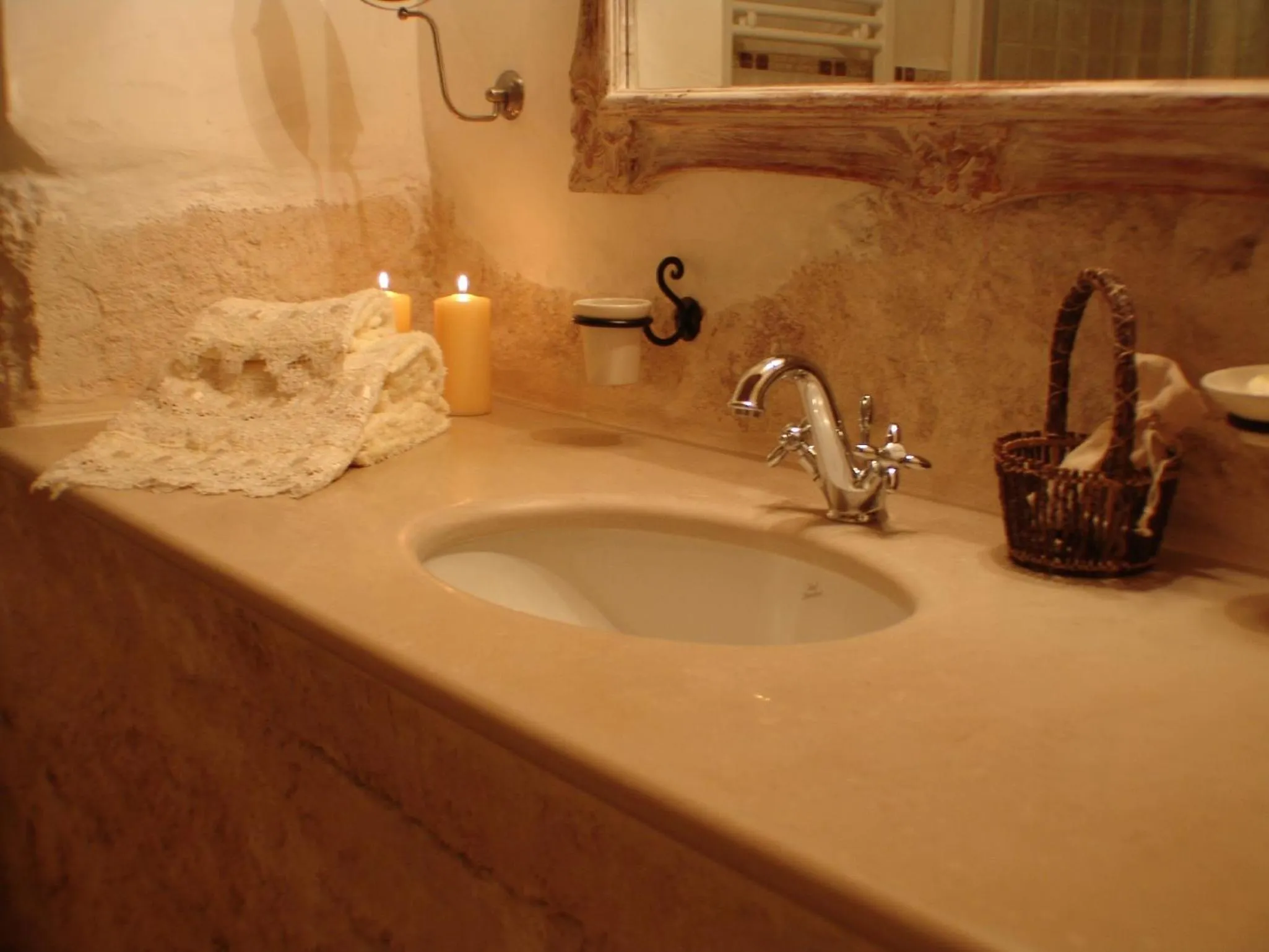 Bathroom in Hotel Masseria Fortificata Donnaloia