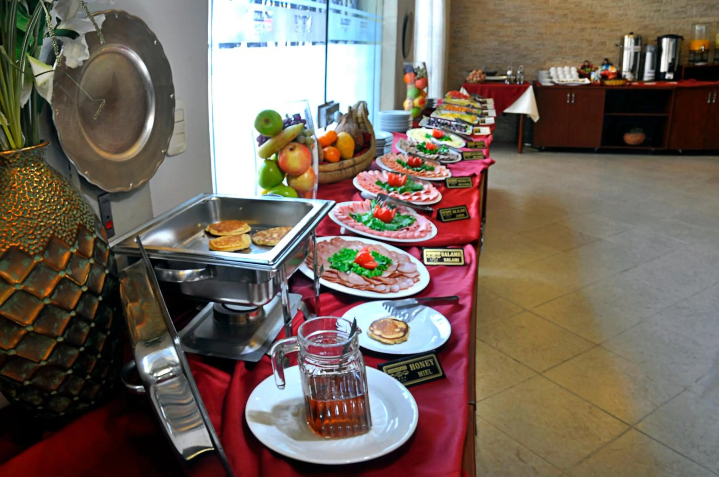 Buffet breakfast in Casona Plaza Hotel Puno