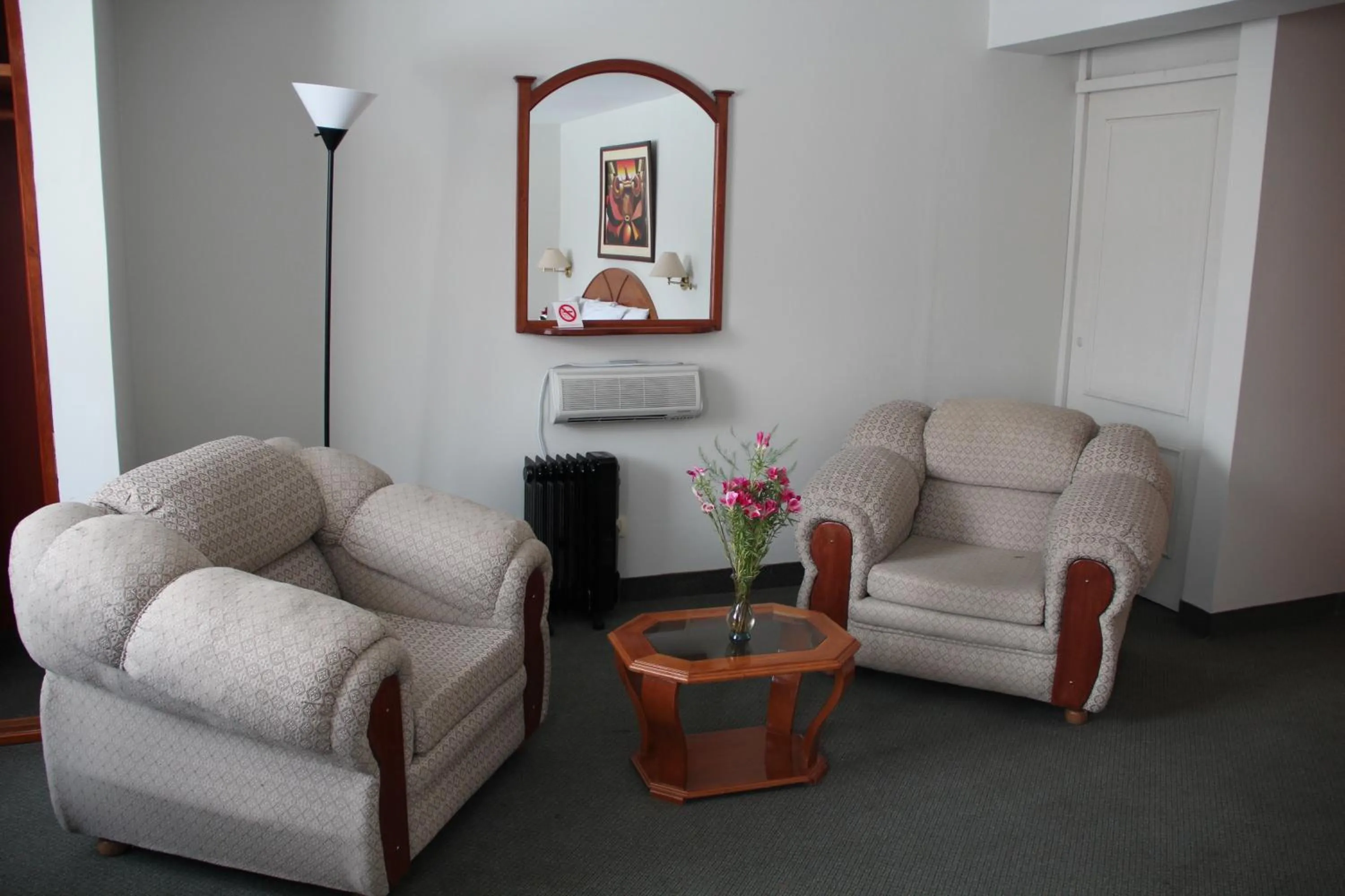 Seating area in Casona Plaza Hotel Puno