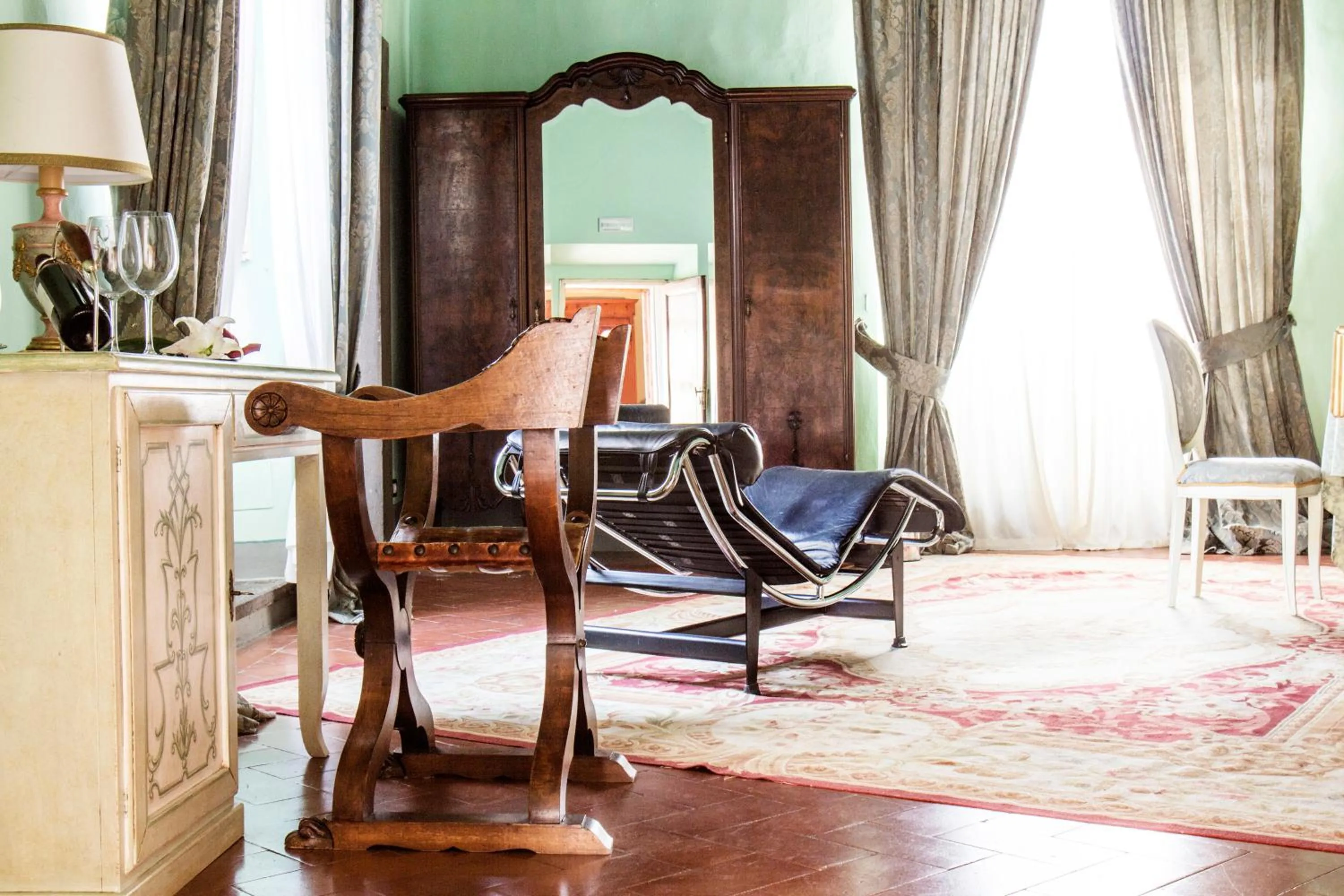 Decorative detail in Villa Il Fedino