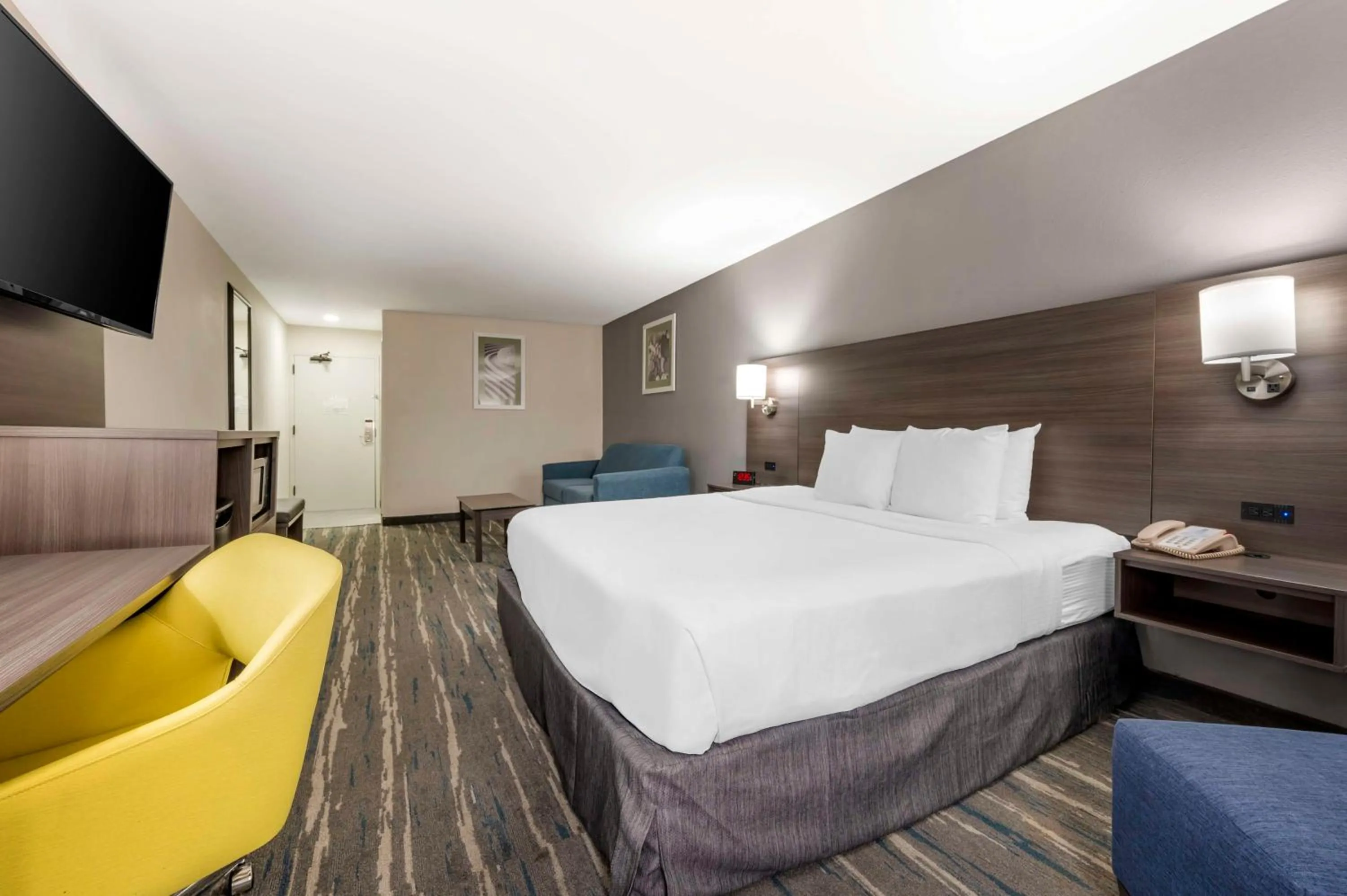 Bedroom, Bed in Best Western Heartland Inn