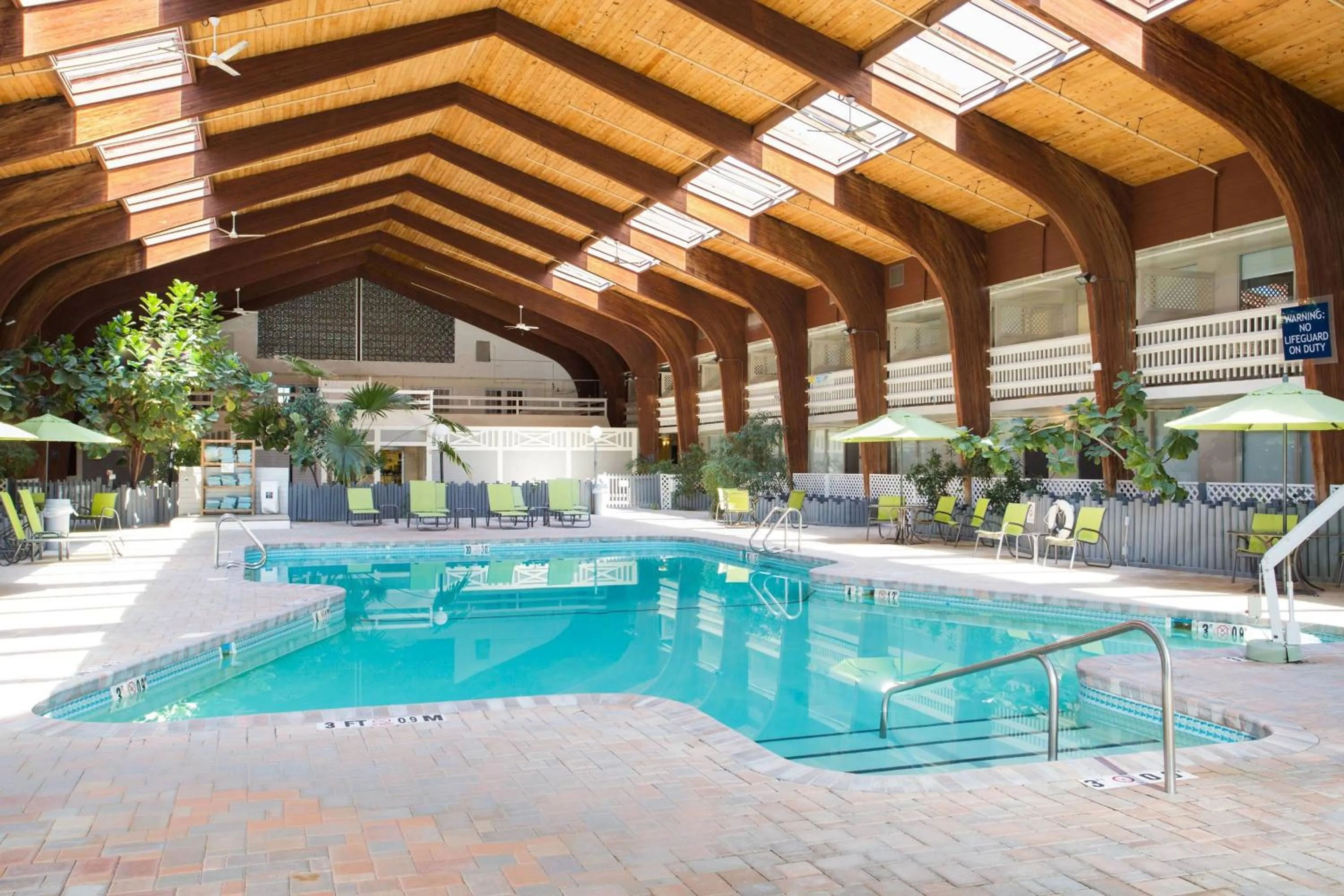 Swimming pool in Four Points by Sheraton Eastham Cape Cod