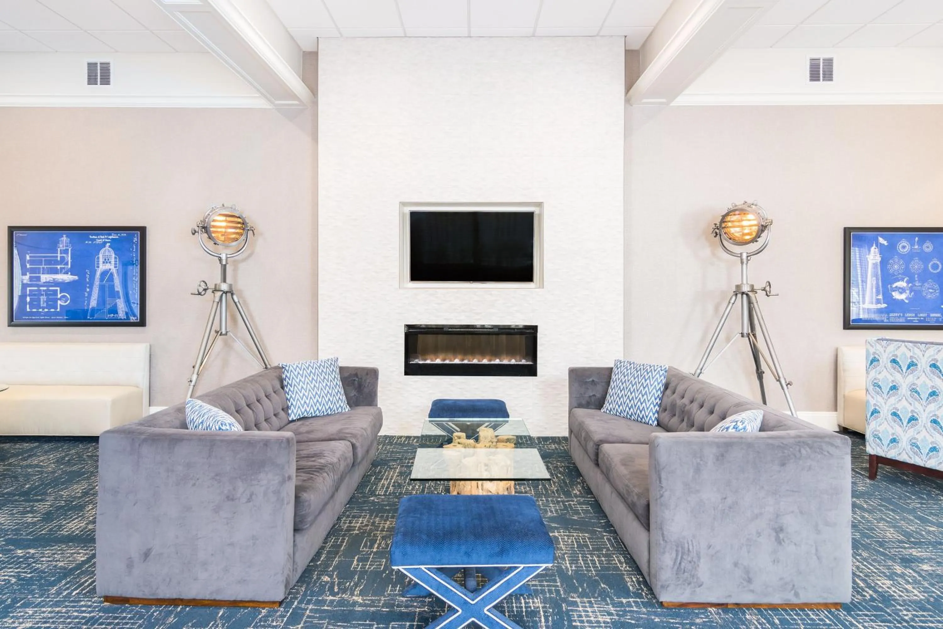 Lobby or reception in Four Points by Sheraton Eastham Cape Cod