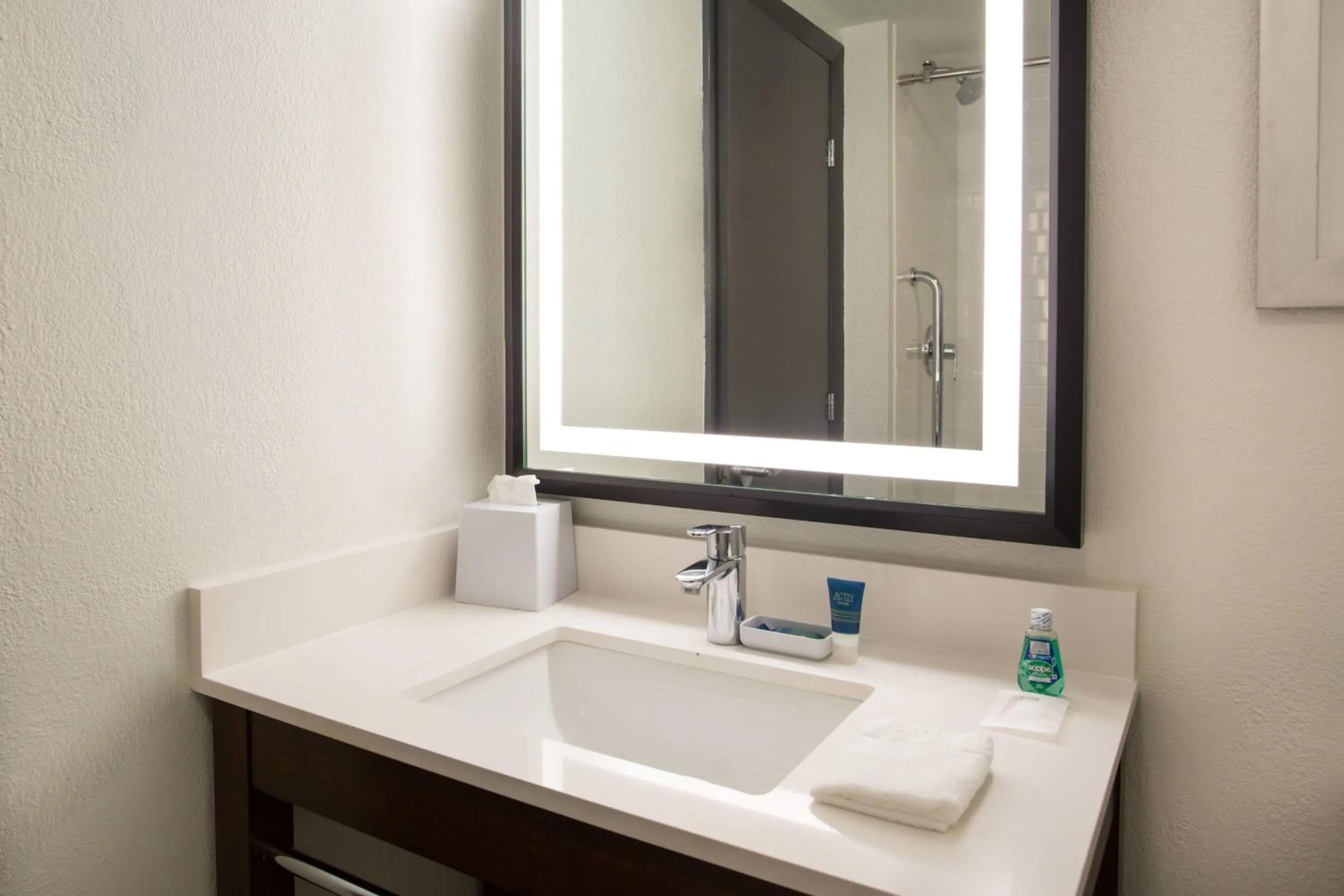 Bathroom in Four Points by Sheraton Eastham Cape Cod