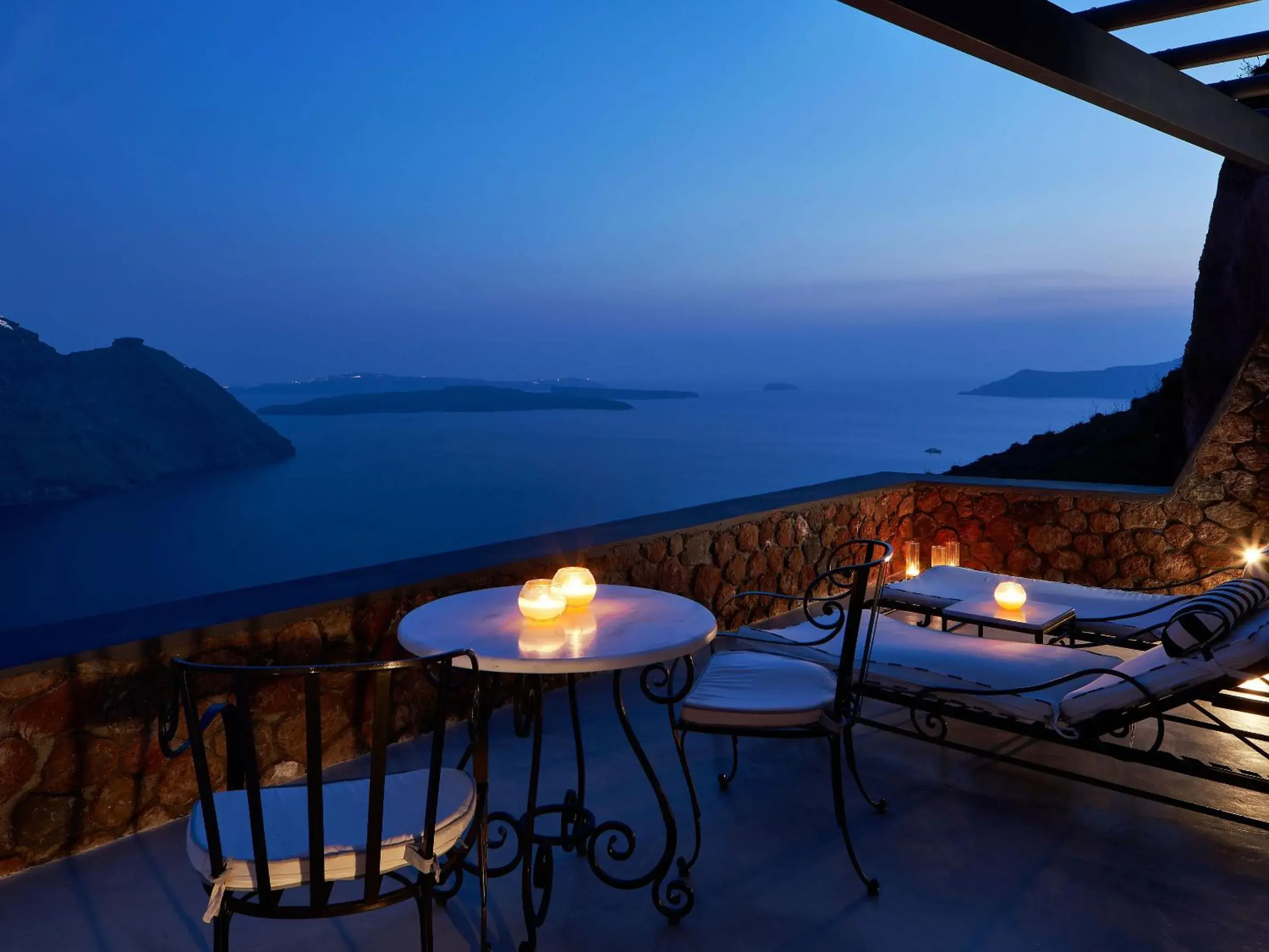 San Antonio Suite Caldera View in San Antonio - Small Luxury Hotels of the World San Antonio Suite Caldera View in San Antonio - Small Luxury Hotels of the World