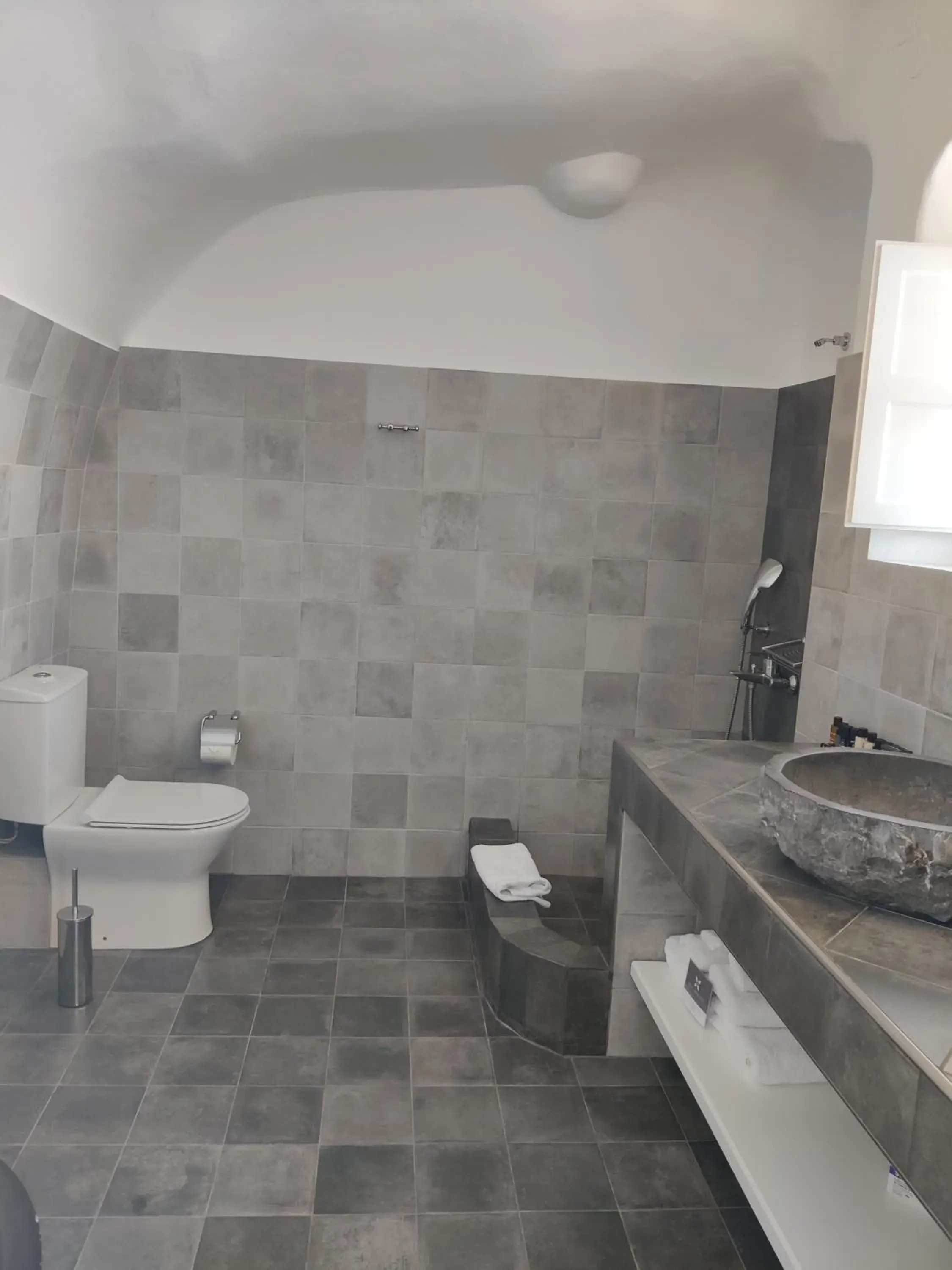 Honeymoon Suite with Sea View and Hot Tub in San Antonio - Small Luxury Hotels of the World Honeymoon Suite with Sea View and Hot Tub in San Antonio - Small Luxury Hotels of the World