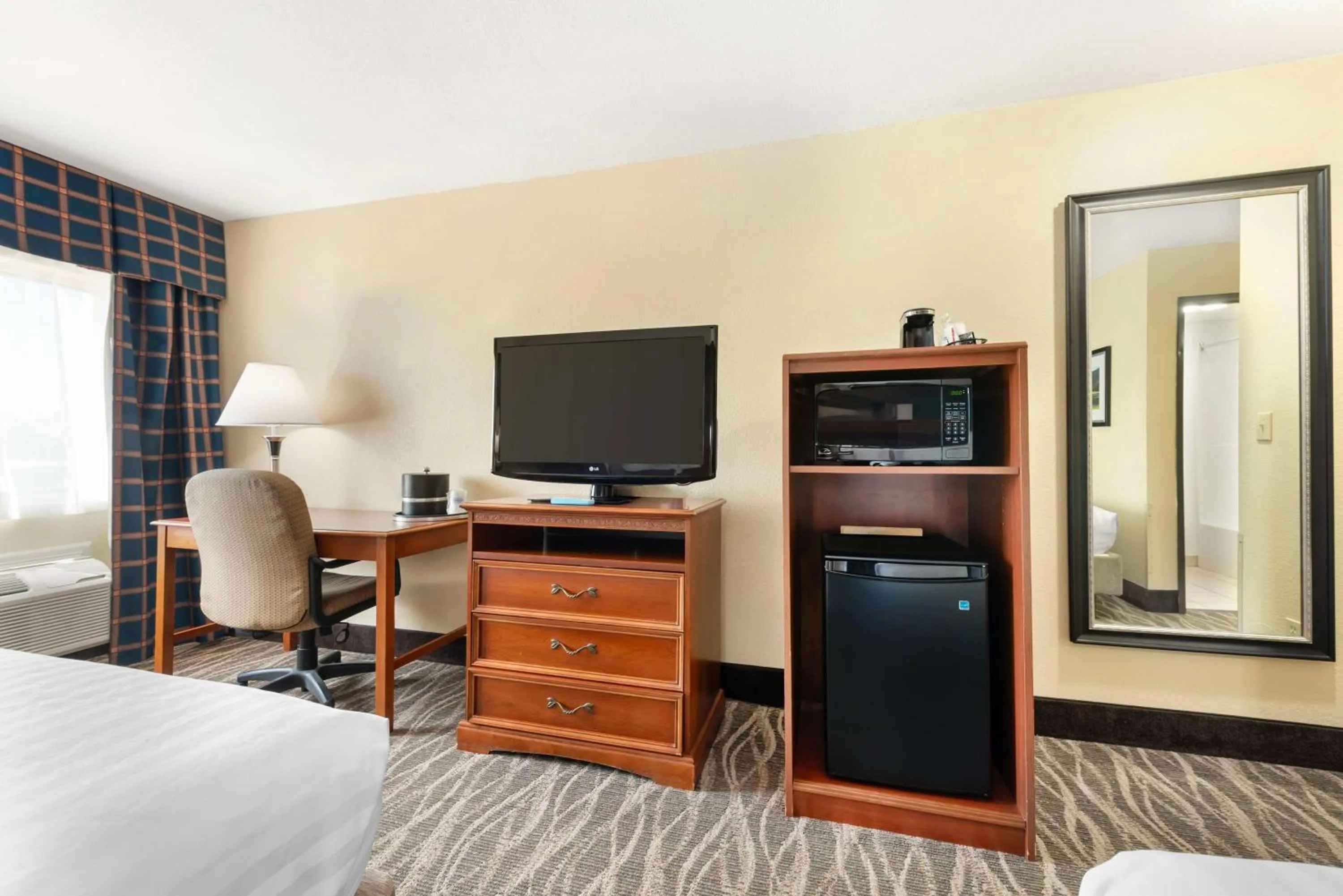 Bedroom, Bed in Best Western Canon City