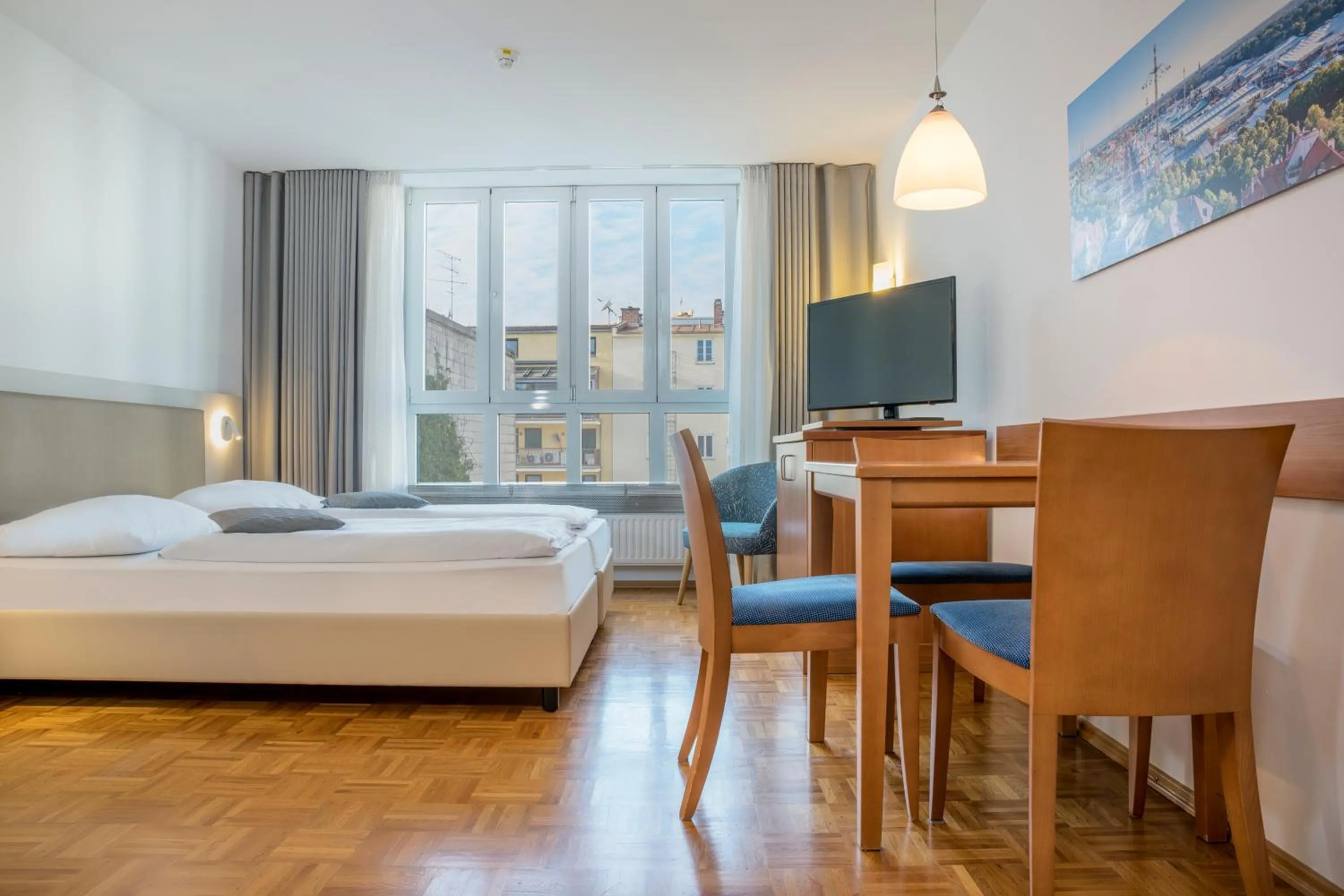 TV and multimedia, Bed in Hapimag Ferienwohnungen München