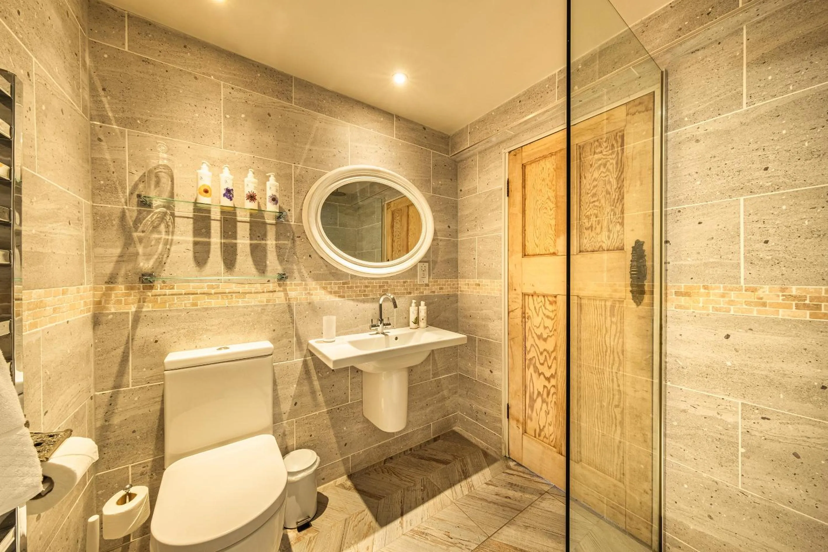 Bathroom in Wiveton Bell