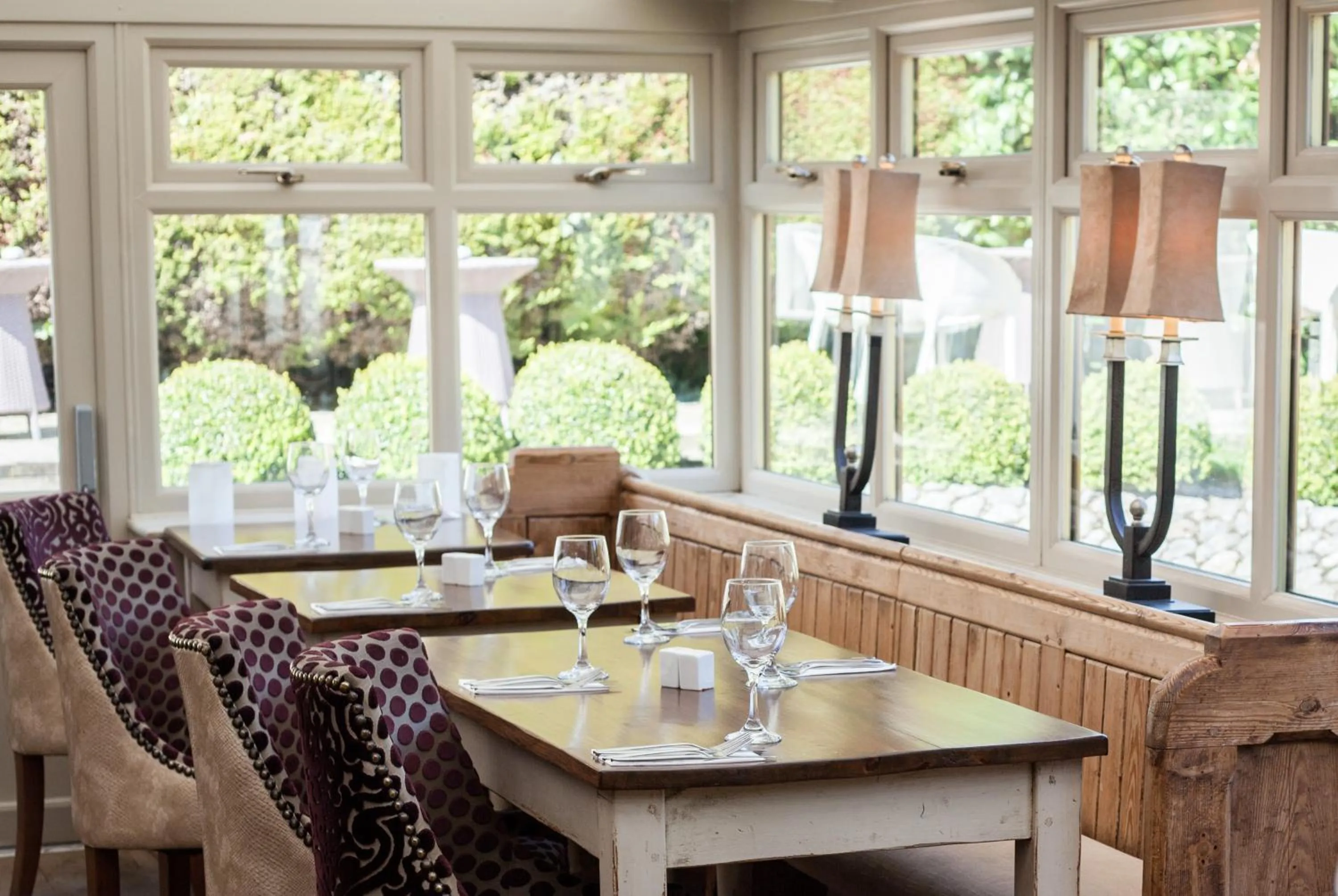 Restaurant/places to eat in Wiveton Bell