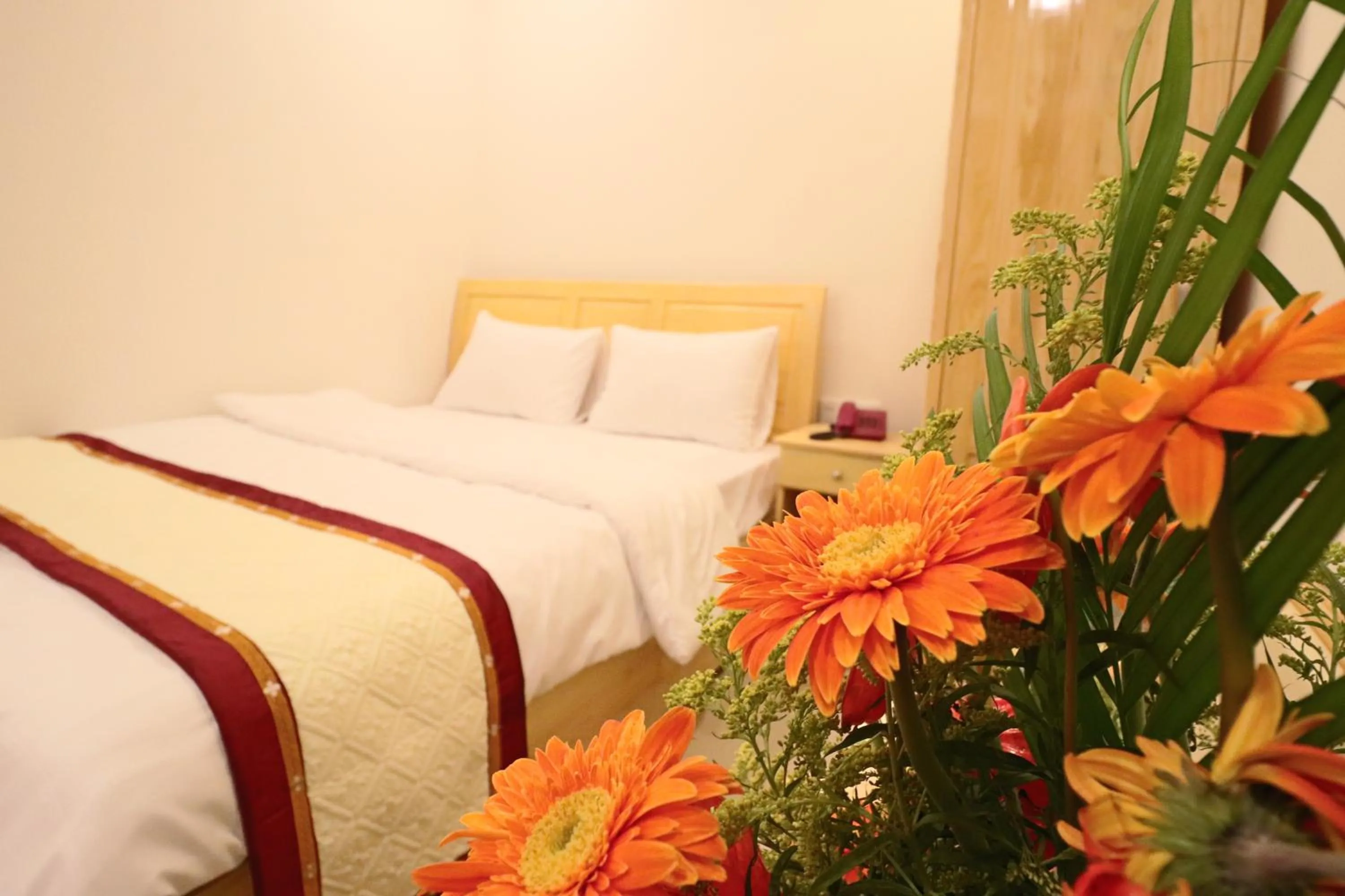 Photo of the whole room, Bed in Mai Hoang Da Lat Hotel