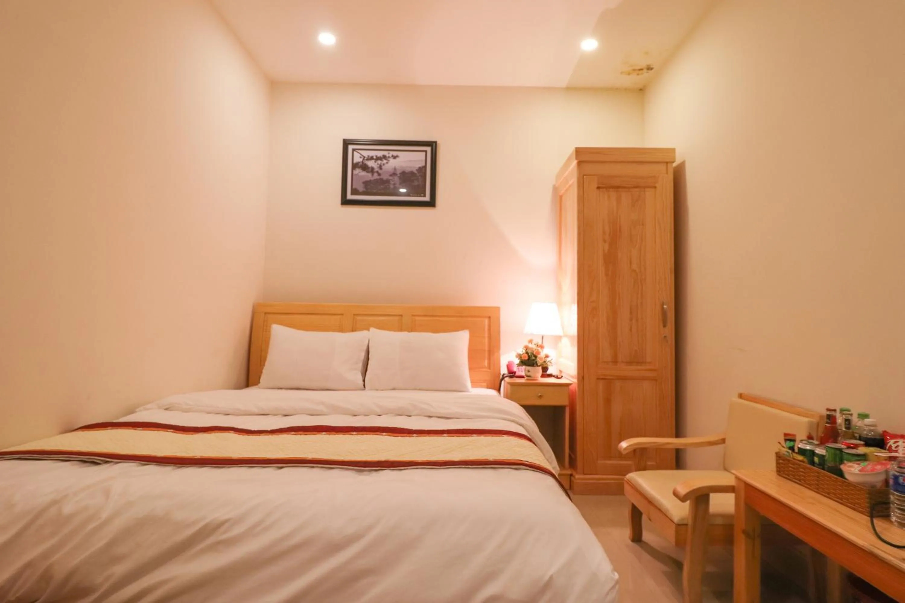 Bed in Mai Hoang Da Lat Hotel