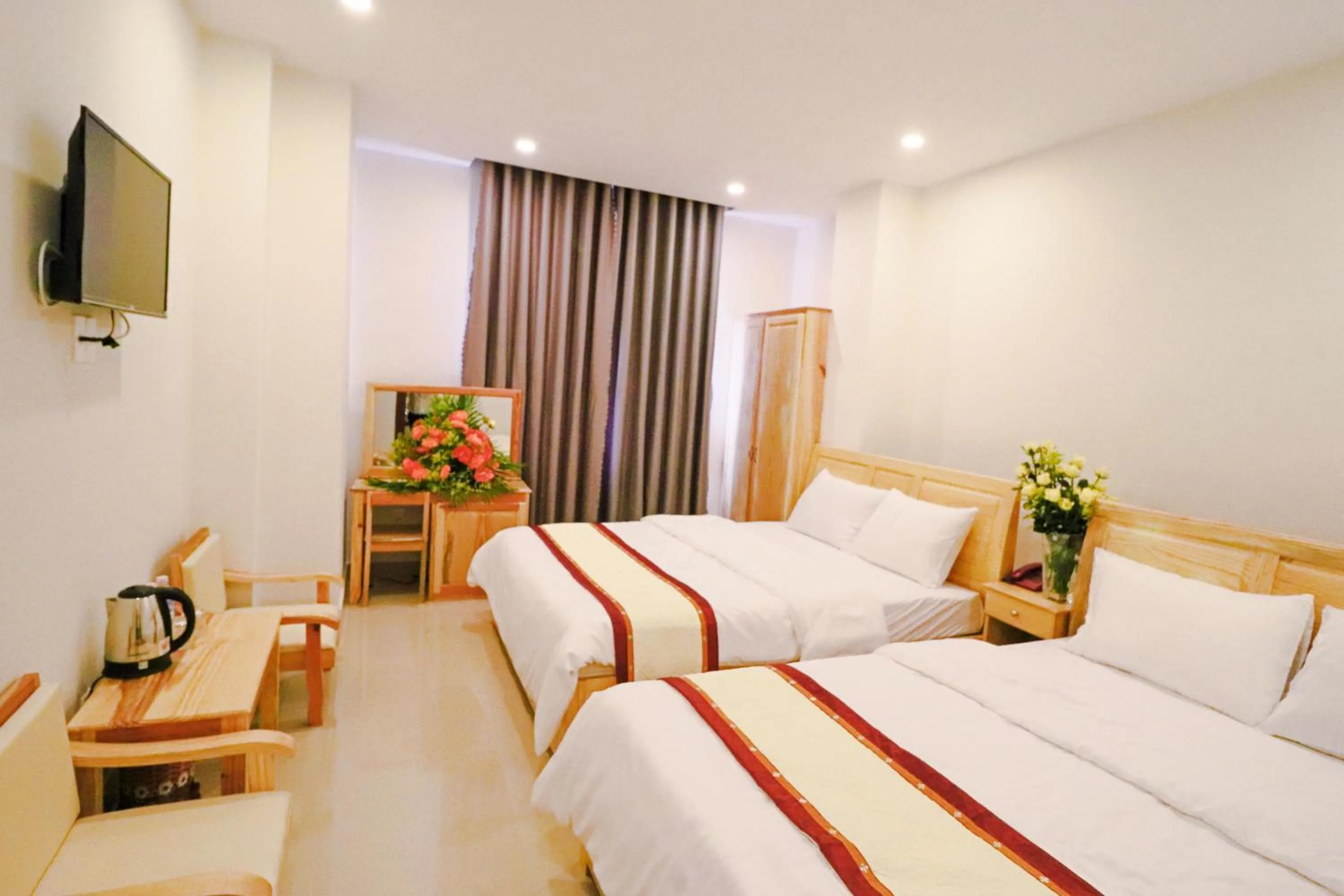 Bedroom, Bed in Mai Hoang Da Lat Hotel