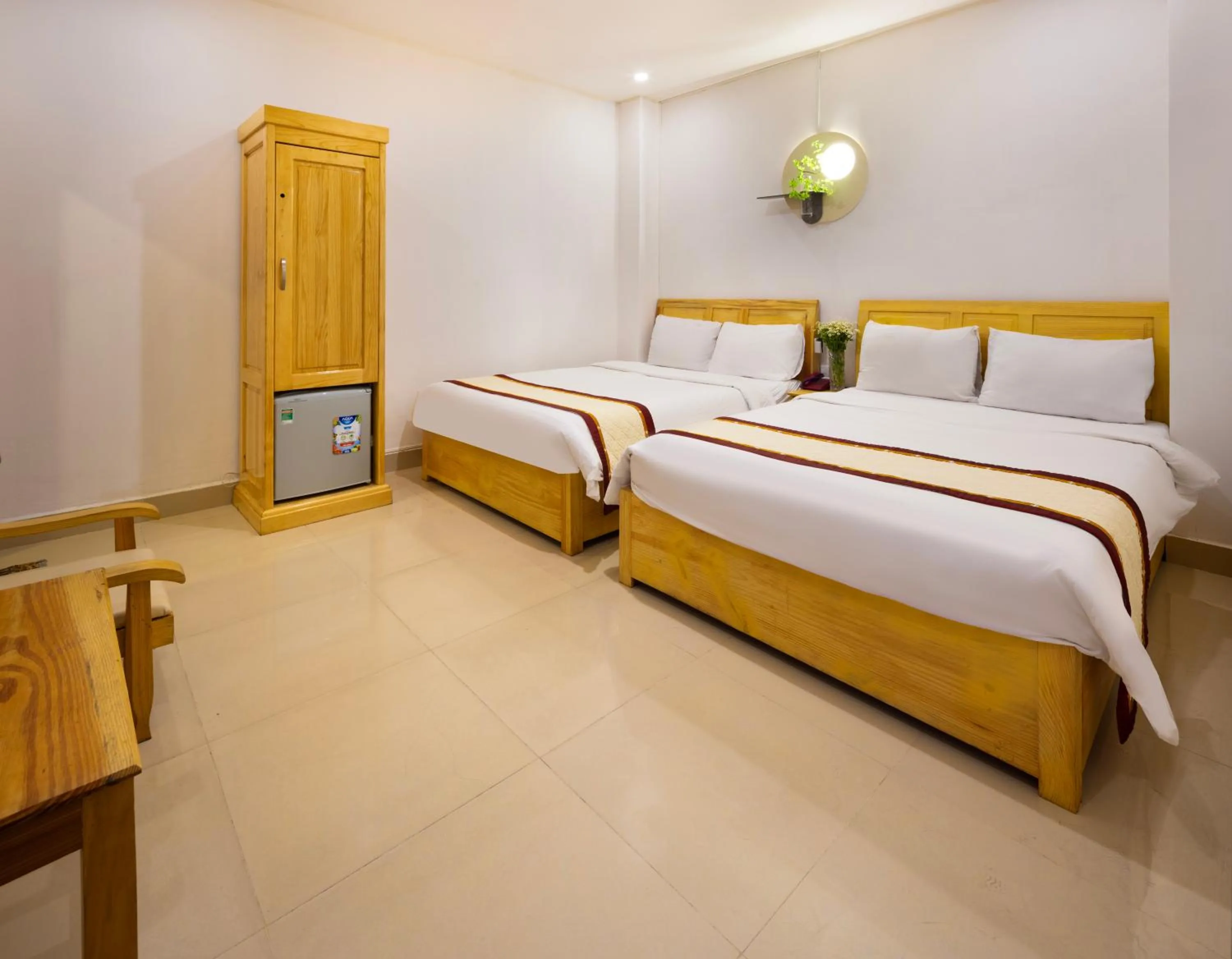 Bed in Mai Hoang Da Lat Hotel