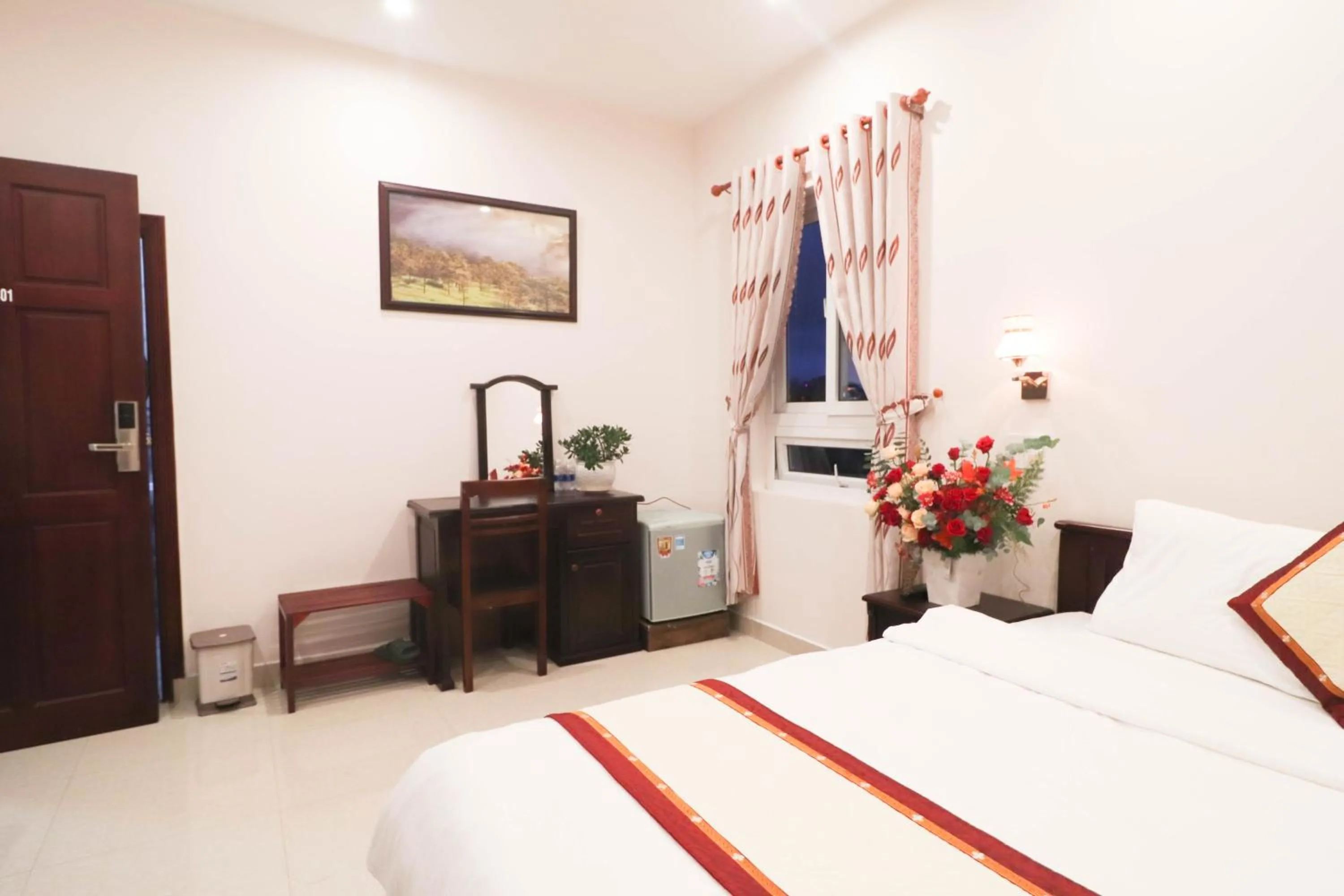 Bed in Mai Hoang Da Lat Hotel