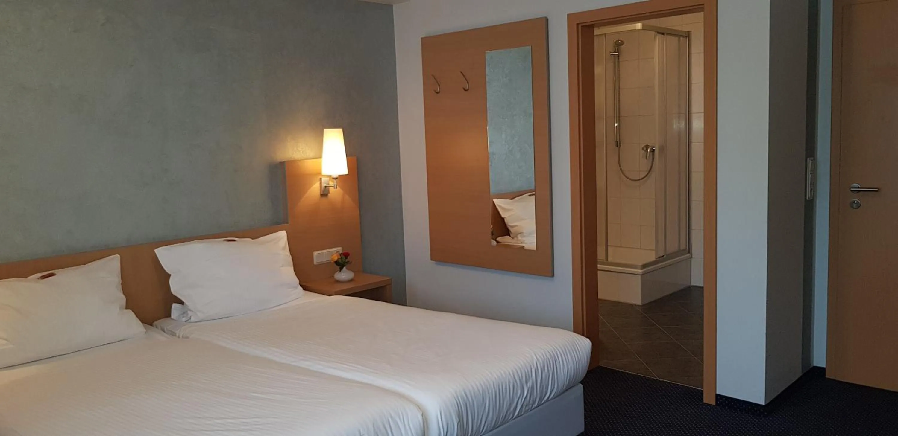 Photo of the whole room, Bed in Hotel Beuss