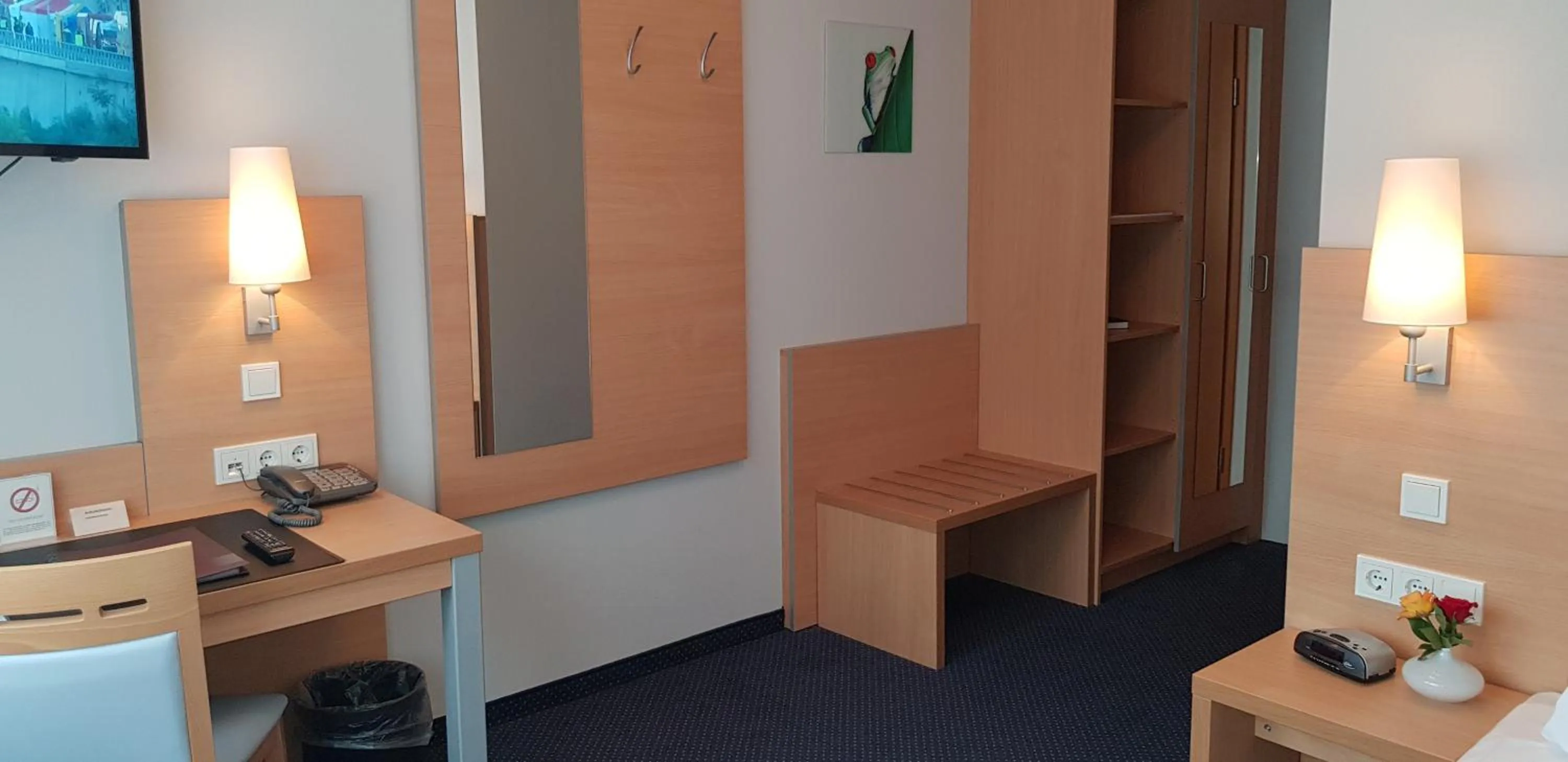 TV and multimedia in Hotel Beuss