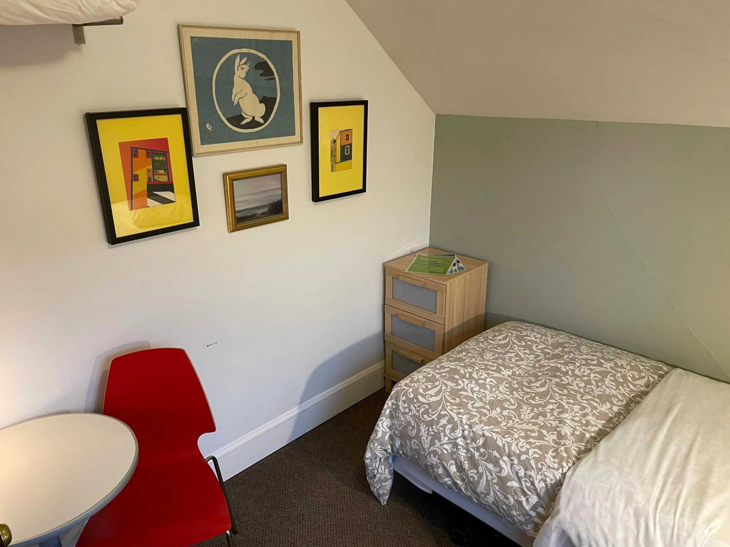 Bed in Portland International Guesthouse