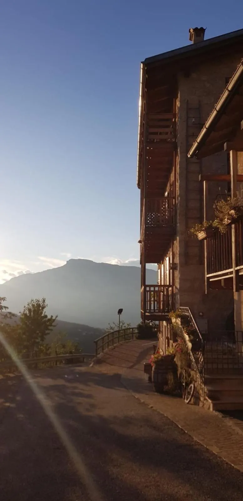 Property building in Appartamenti Camere Masi Brenta