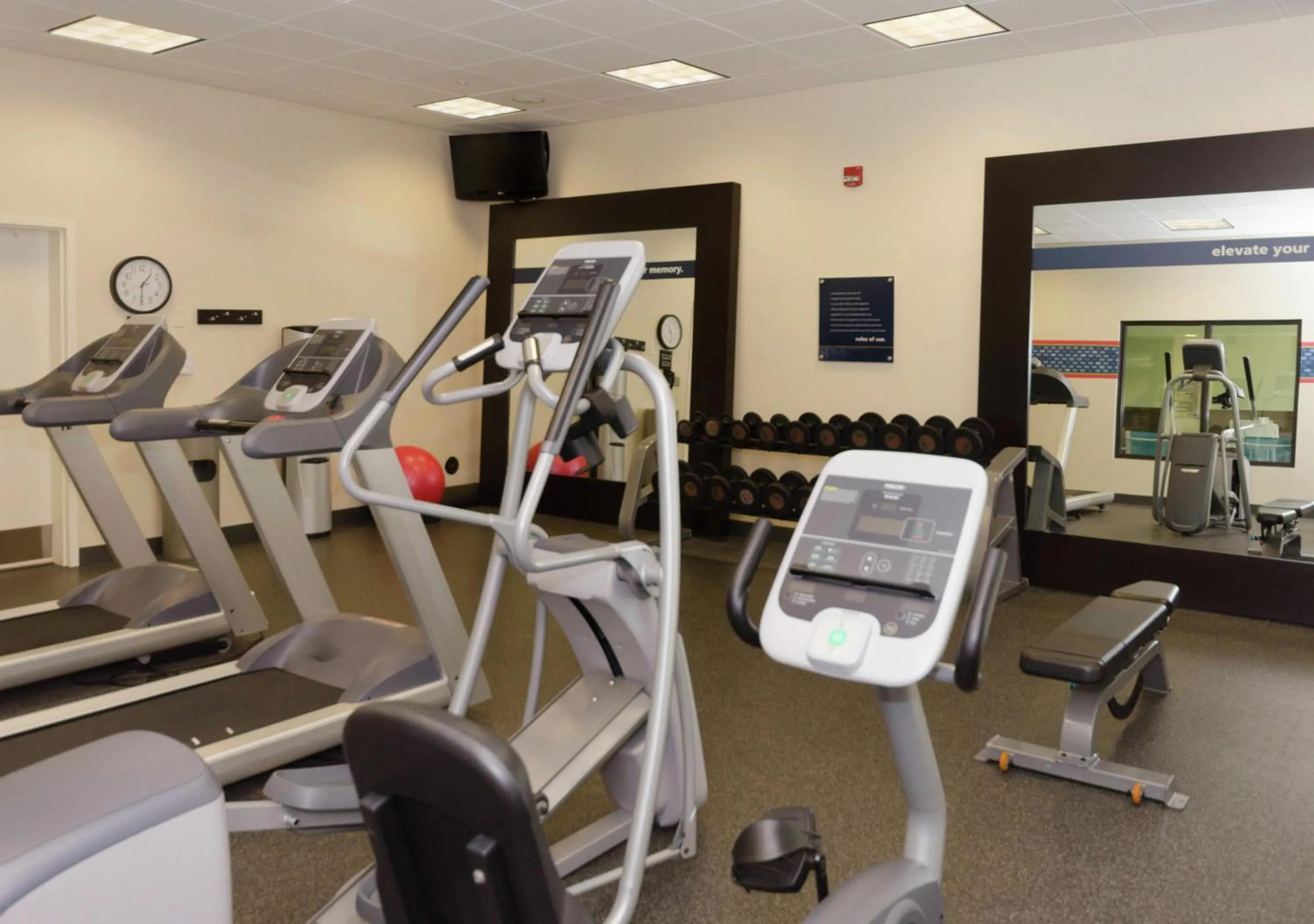 Fitness centre/facilities in Hampton Inn Hickory