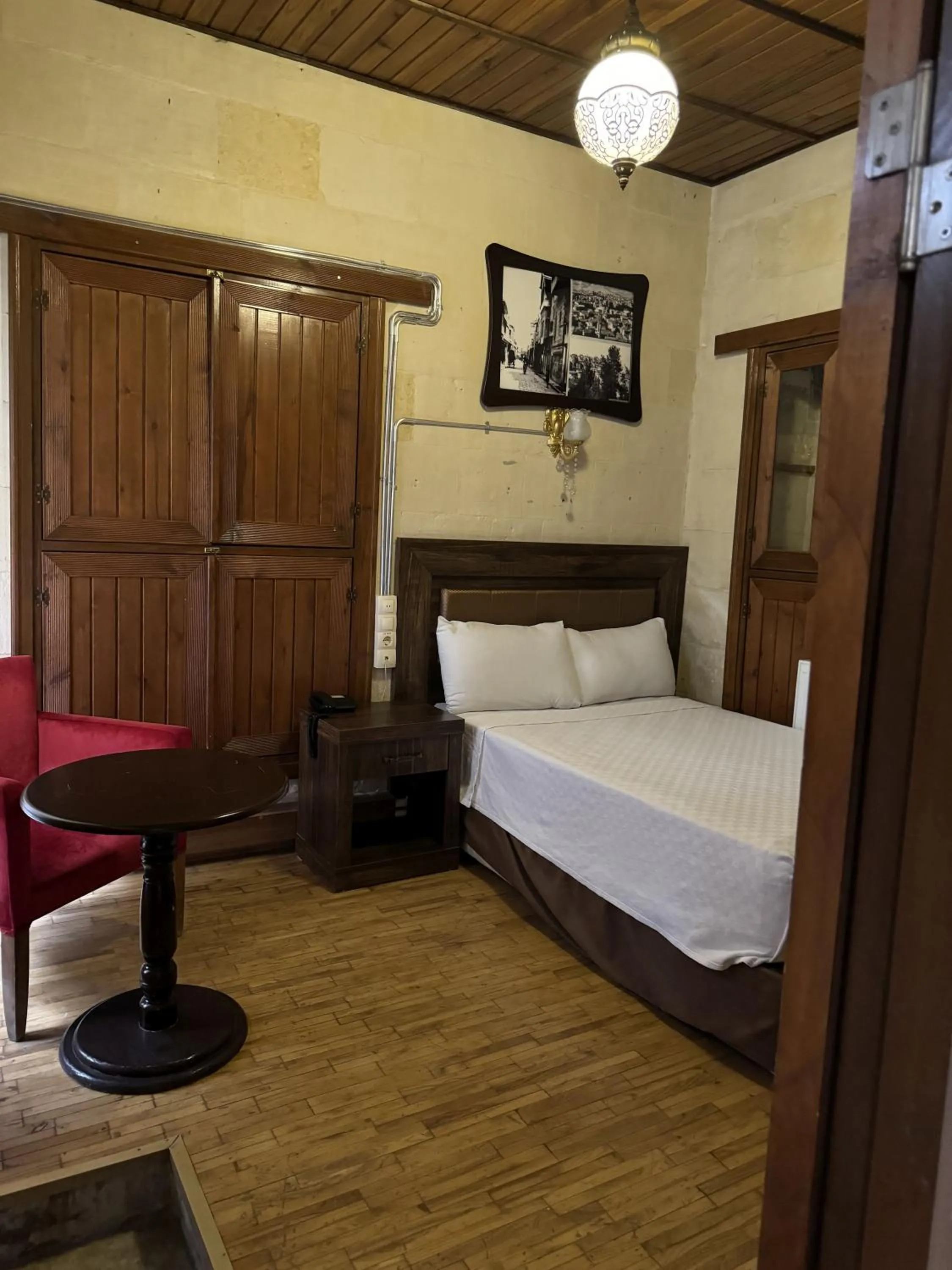 Bed in Elif Hanım Konağı