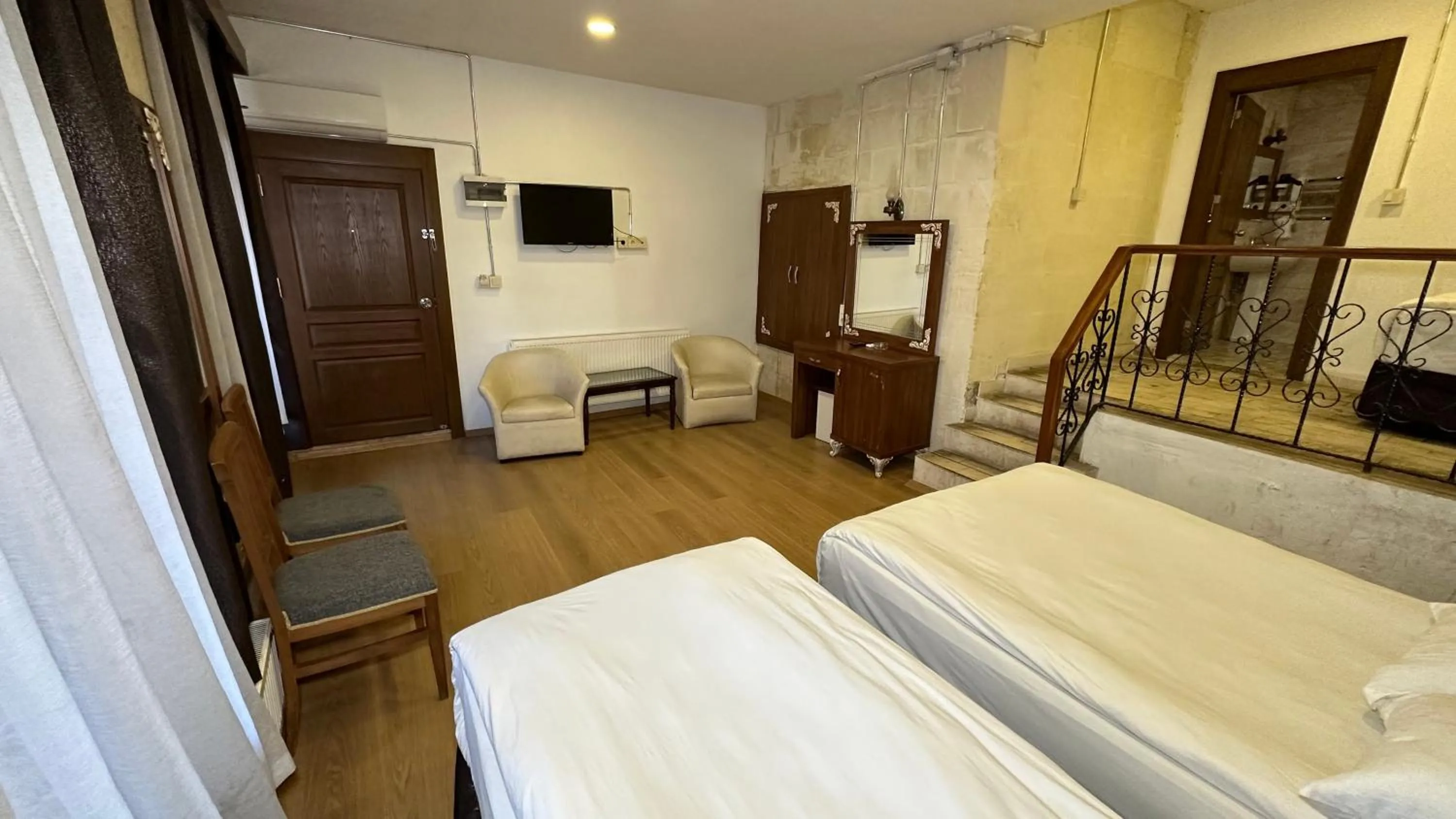 Bed in Elif Hanım Konağı