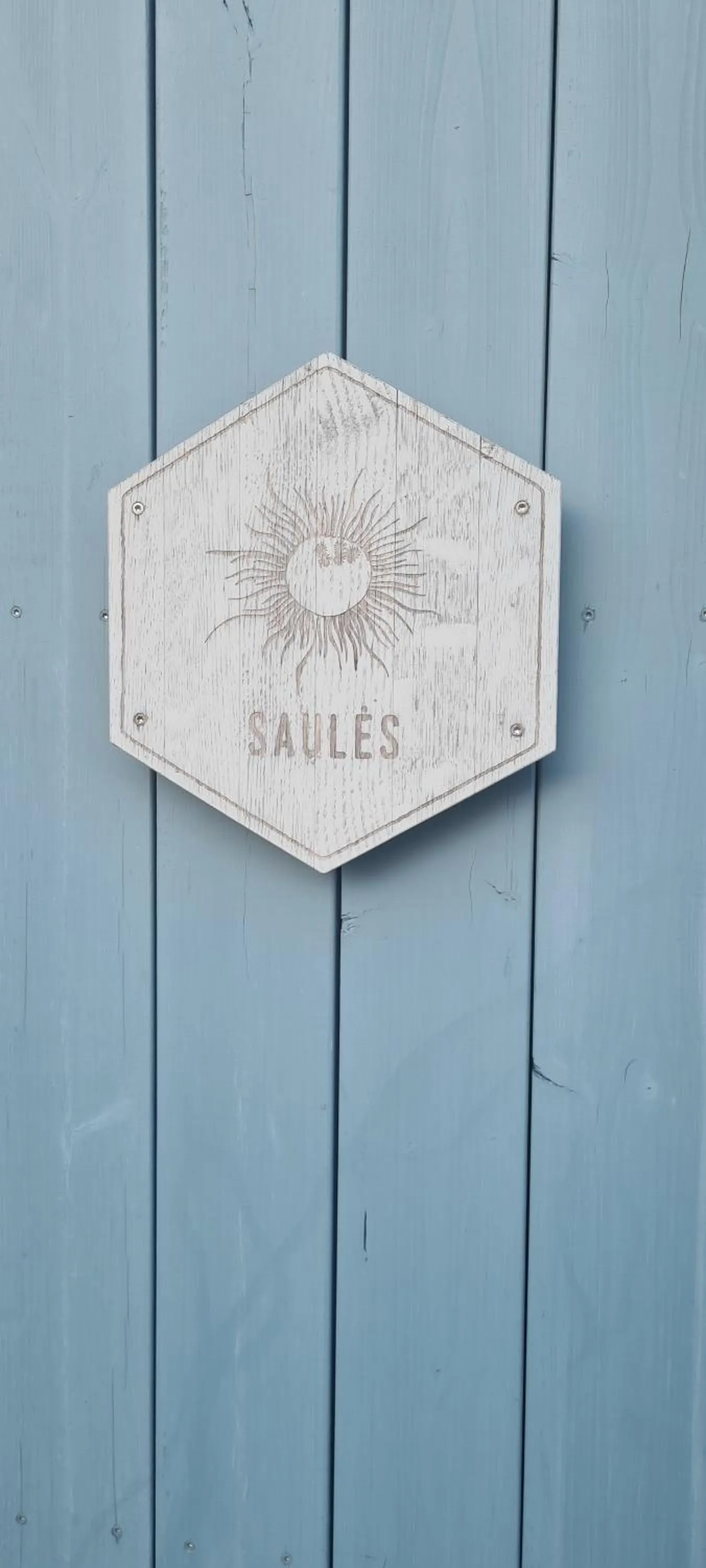 Two-Bedroom Apartment in Laiko marios