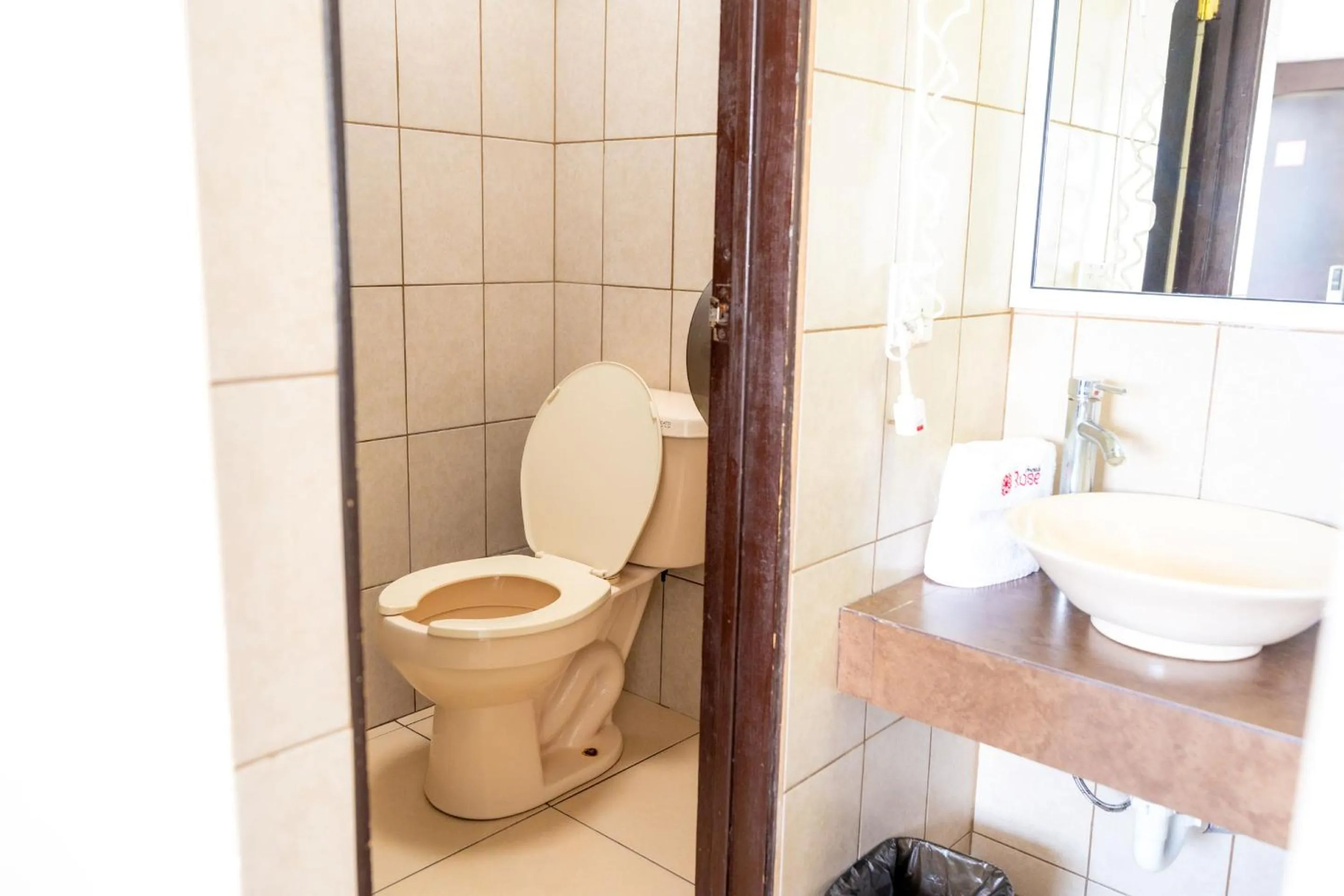 Bathroom in Hotel Rose Ensenada