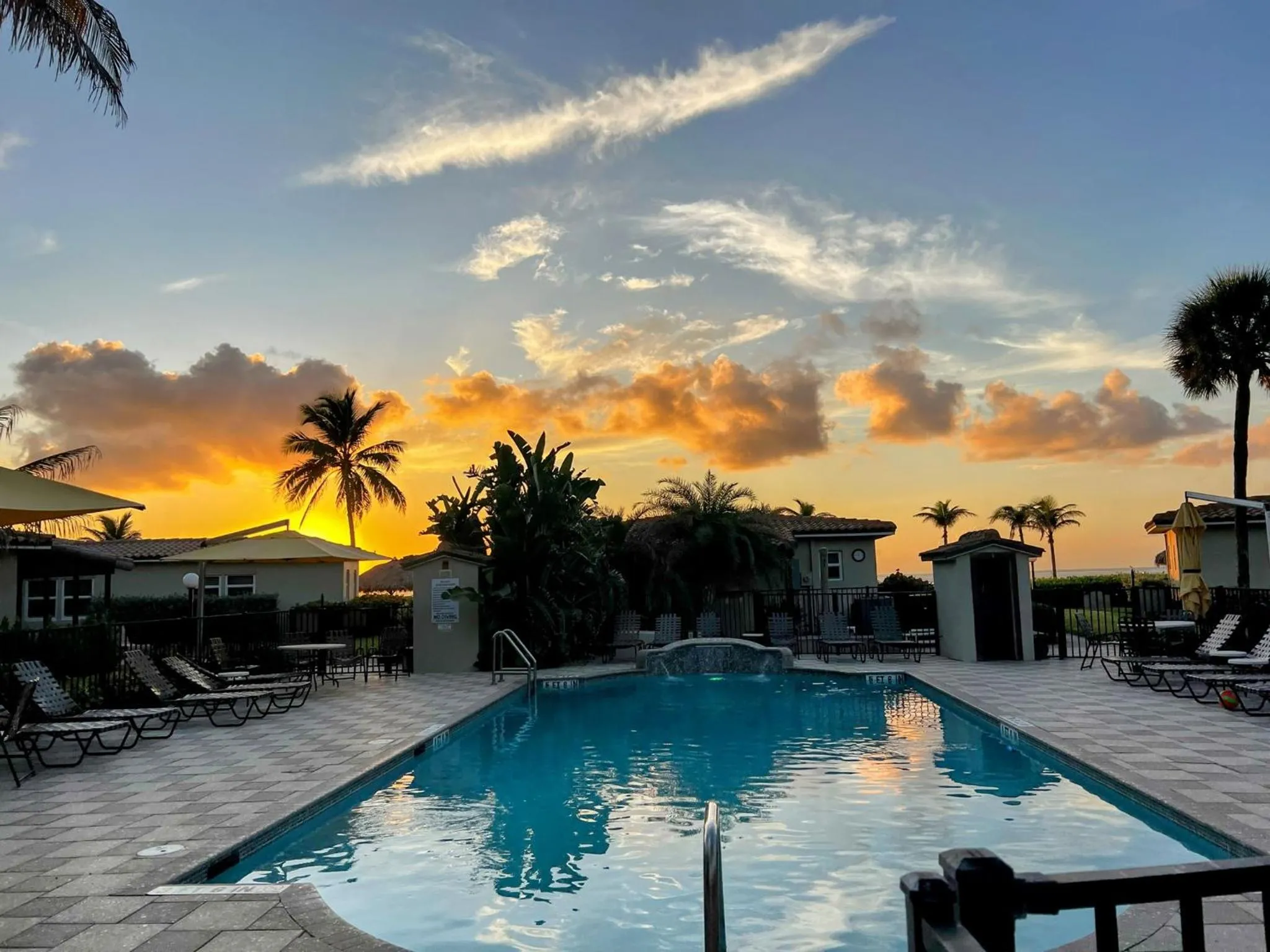 Swimming pool in Royal Flamingo Villas