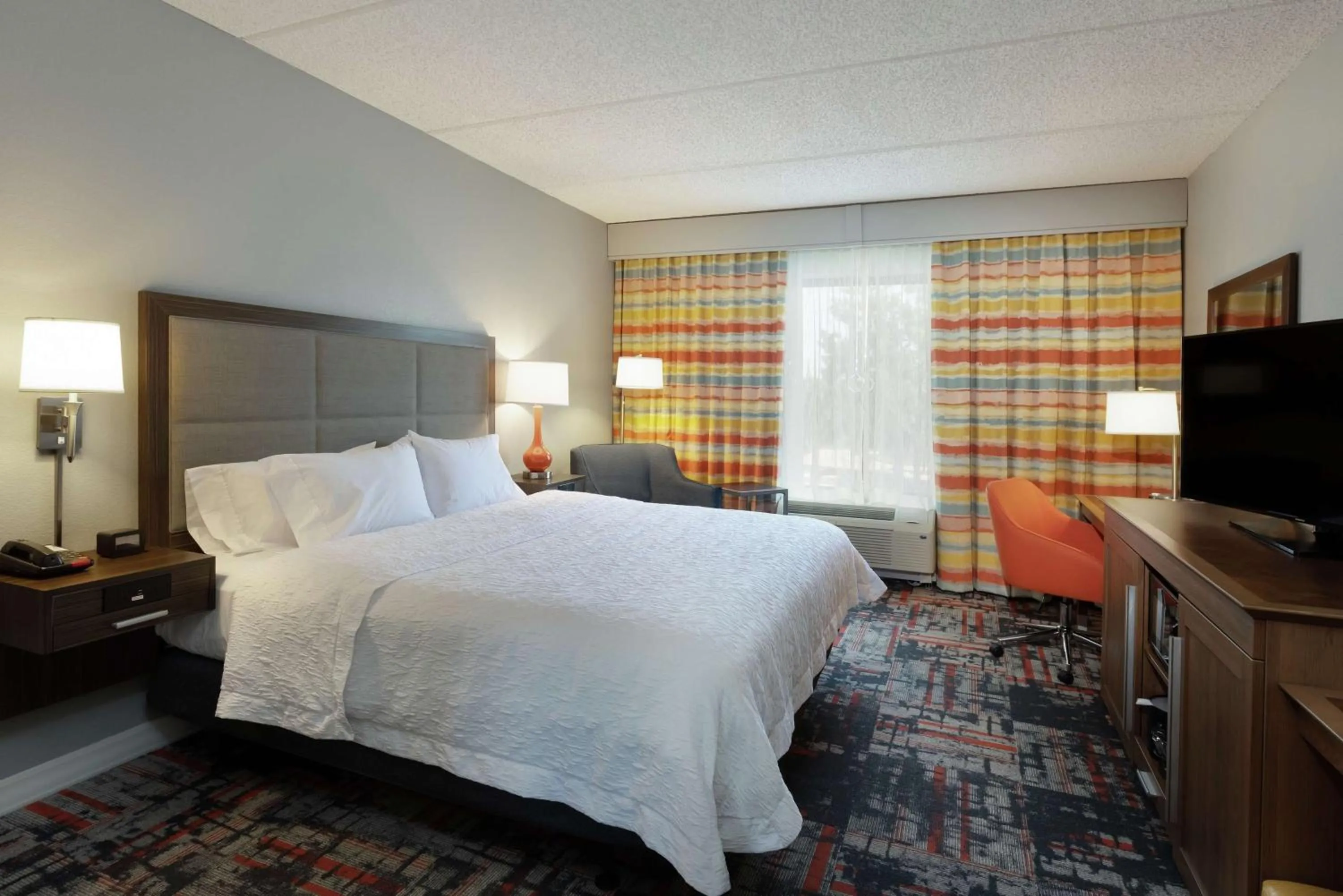 Bed in Hampton Inn Houston/Humble-Airport Area