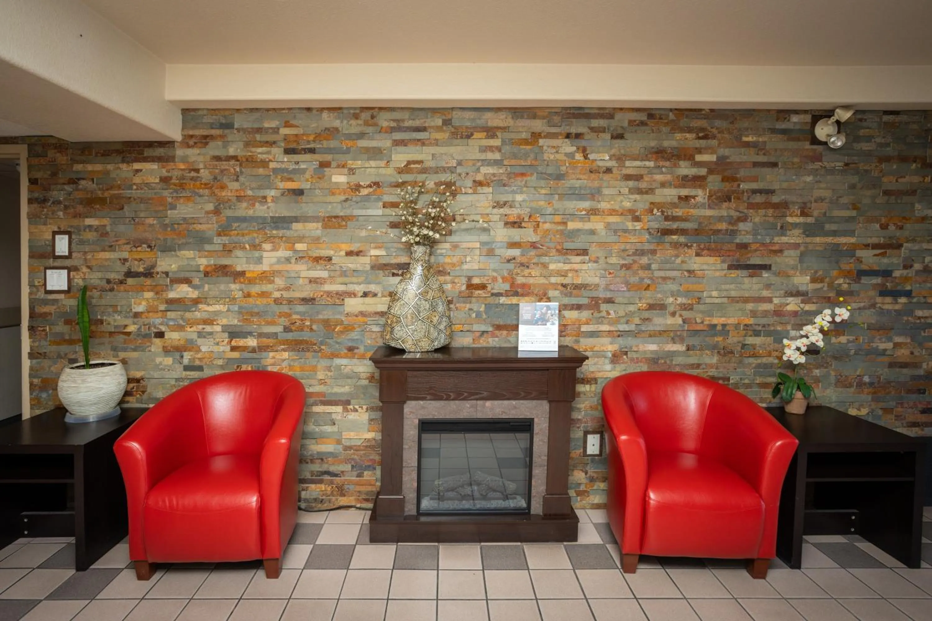 Lobby or reception in Ramada by Wyndham Cranbrook