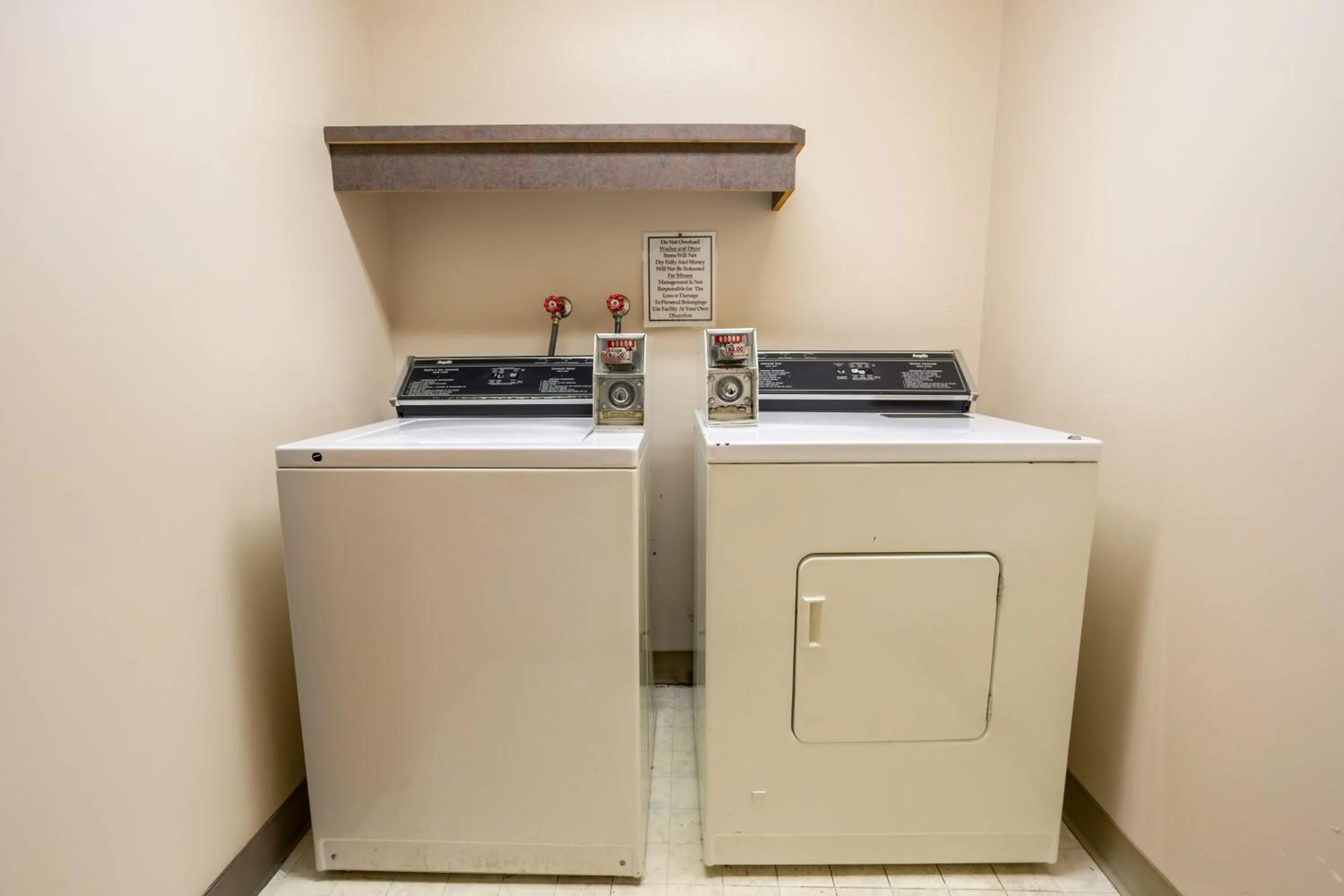 laundry in Ramada by Wyndham Cranbrook